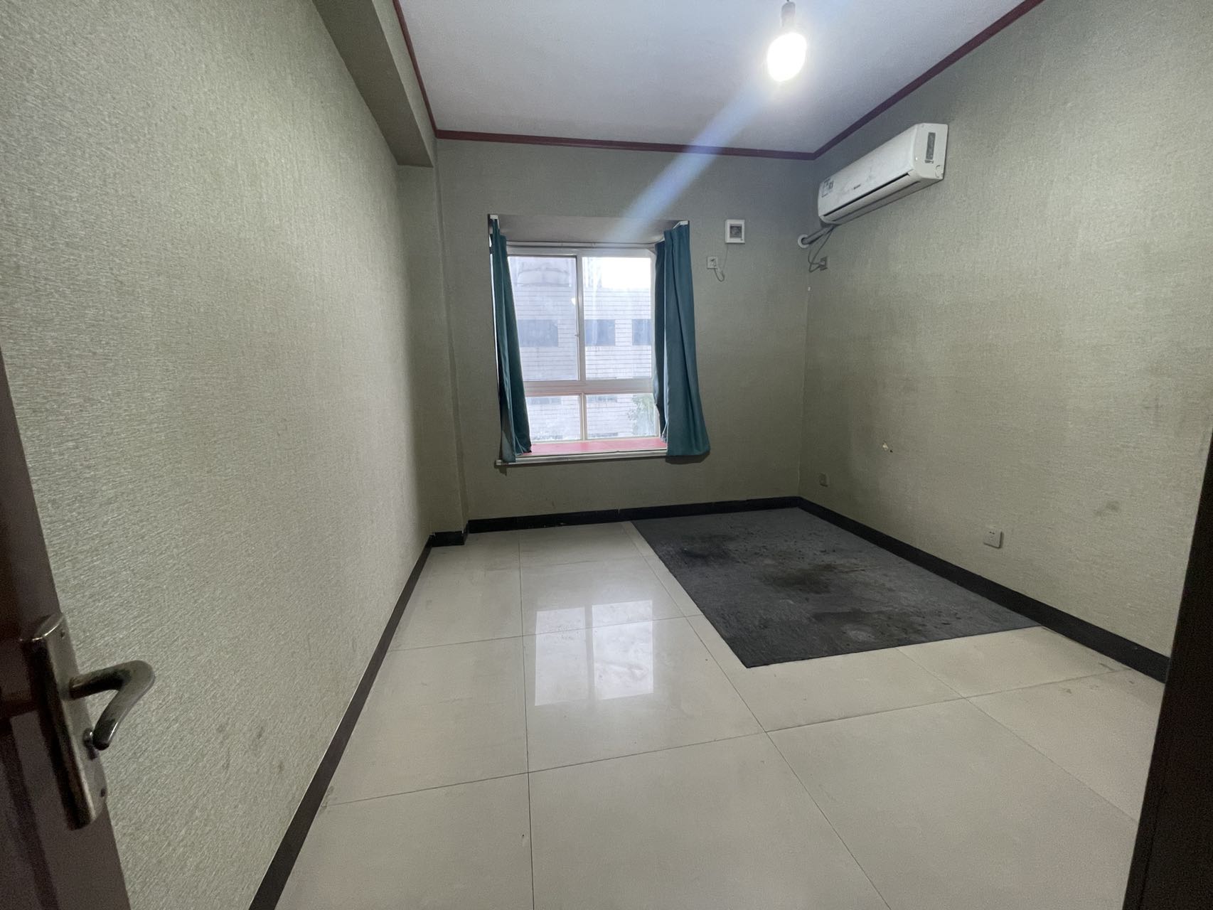 耀华锦园  4室2厅2卫    58.0万室内图