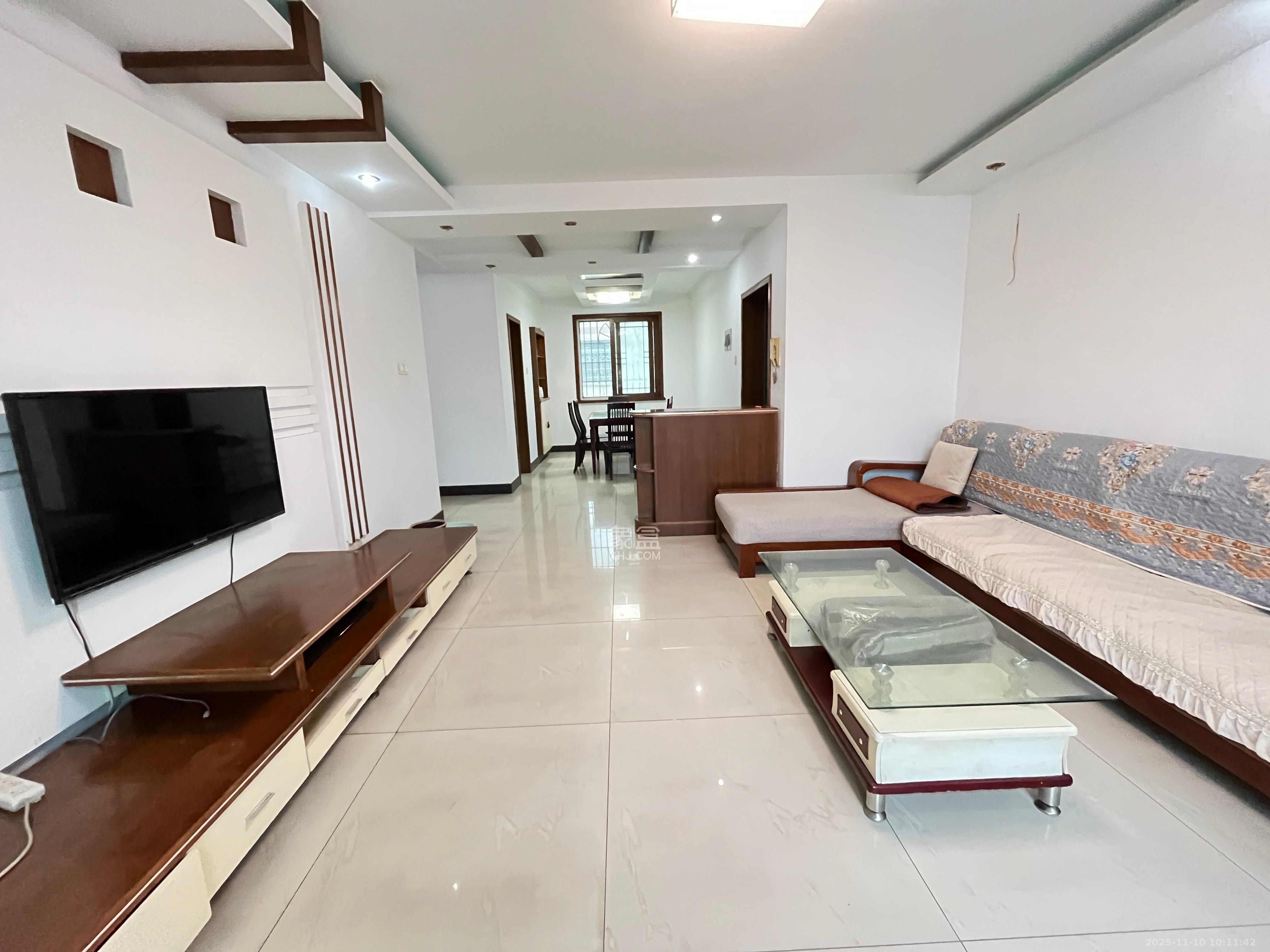 古汉城宿舍（同超集团控股公司）  3室2厅2卫    1800.0元/月