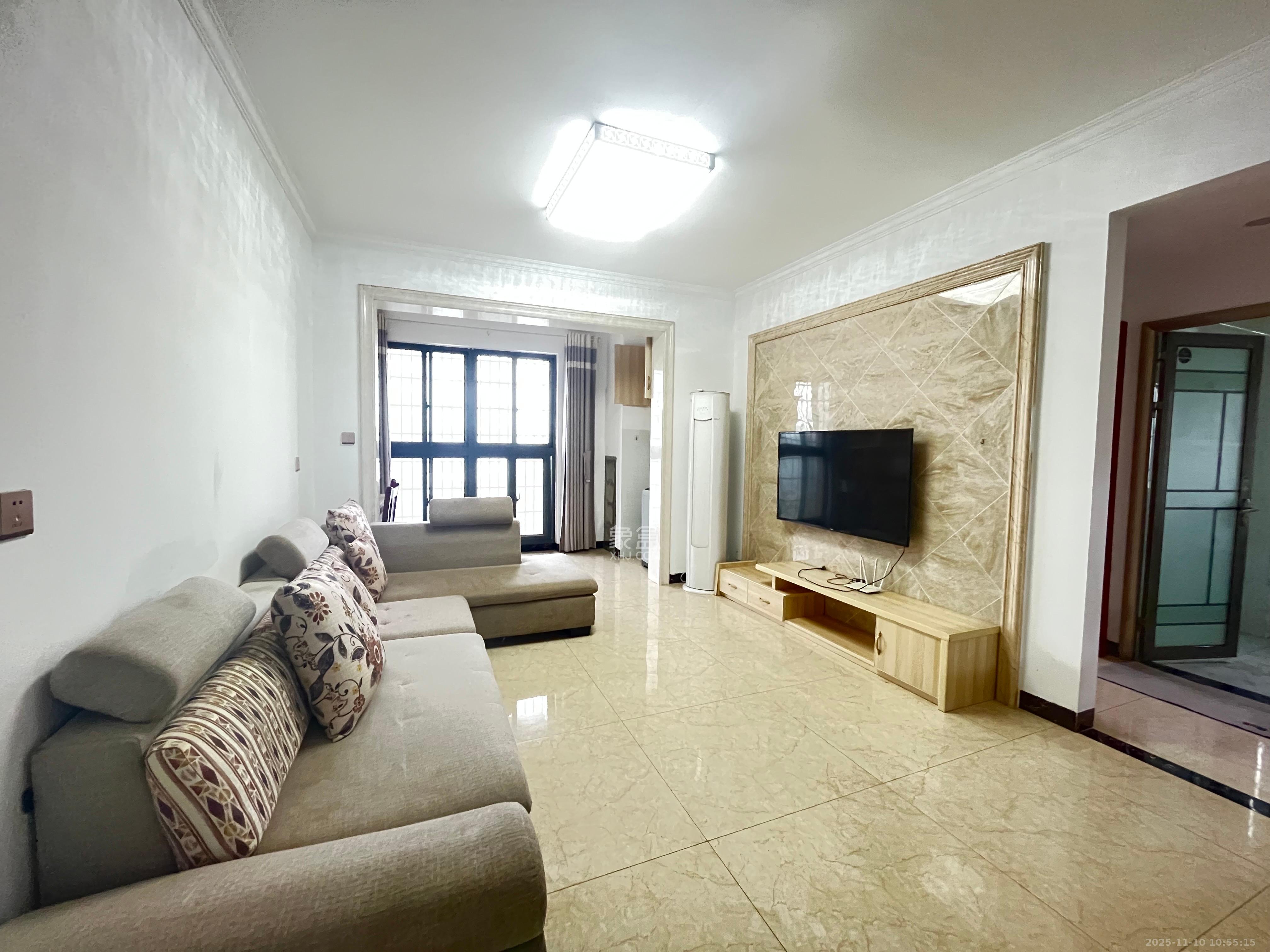 嘉顺苑  2室1厅1卫    2100.0元/月室内图