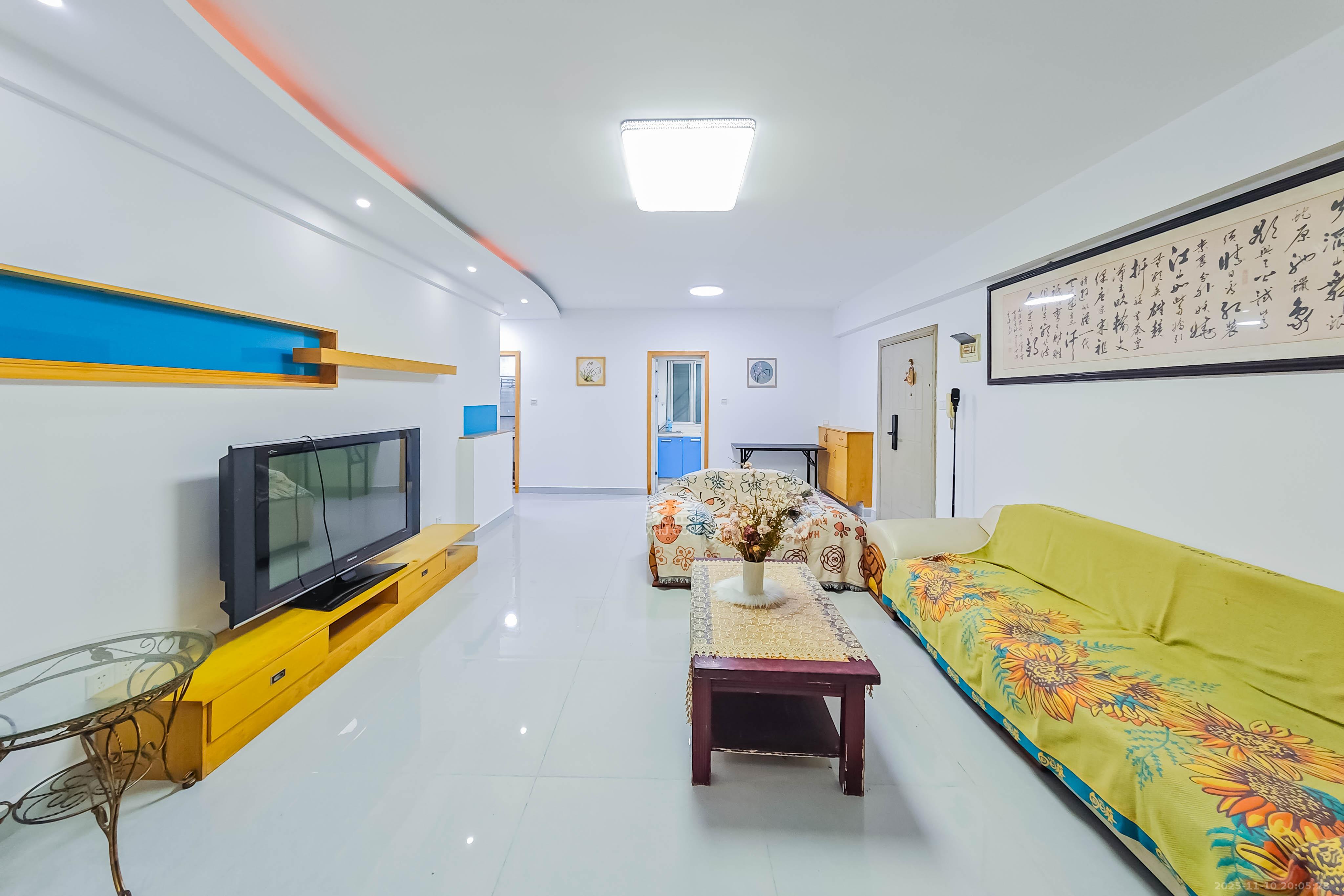 华菱新城地标  3室2厅1卫    62.0万