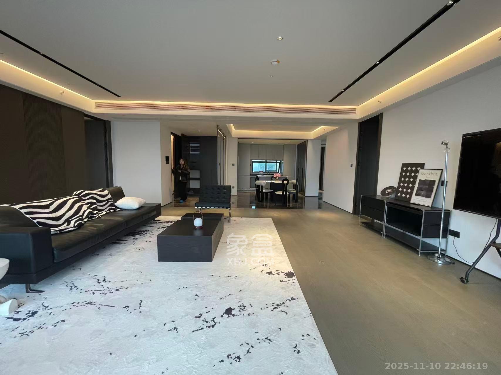 万科瑧湾汇  4室2厅3卫    12000.0元/月室内图