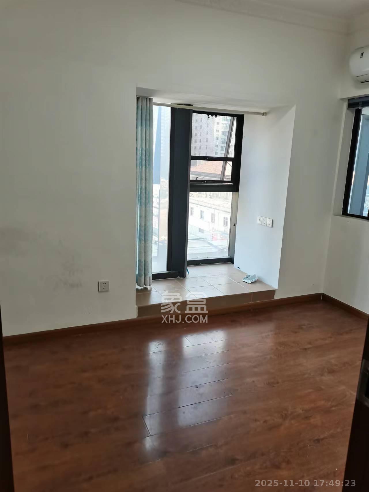 五一钻界  2室1厅1卫    3800.0元/月室内图