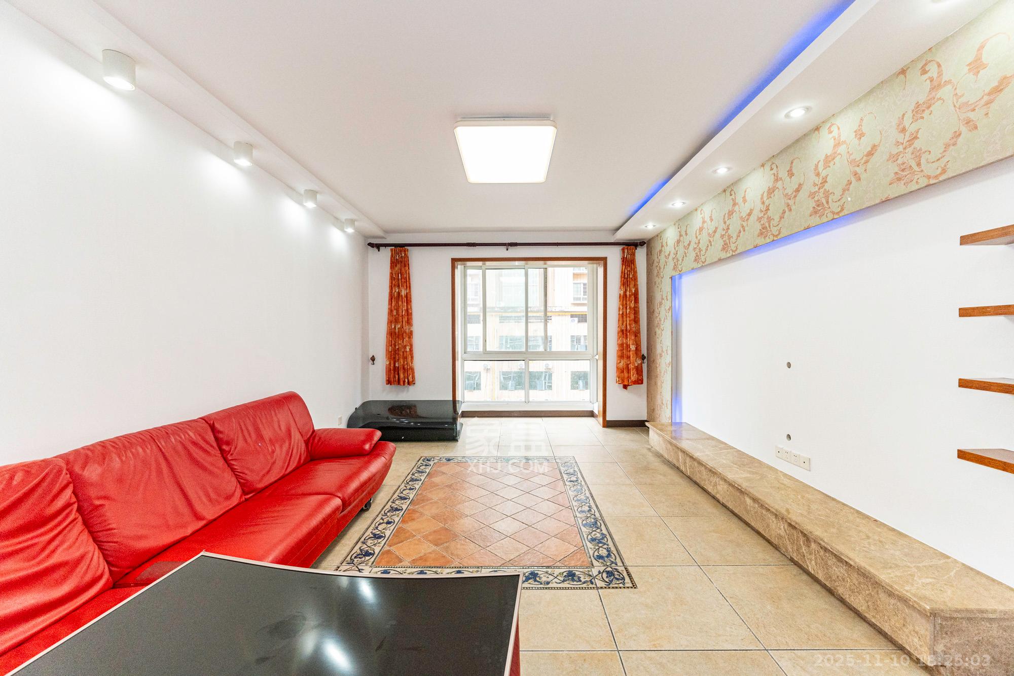 筑梦园  3室2厅2卫    75.0万