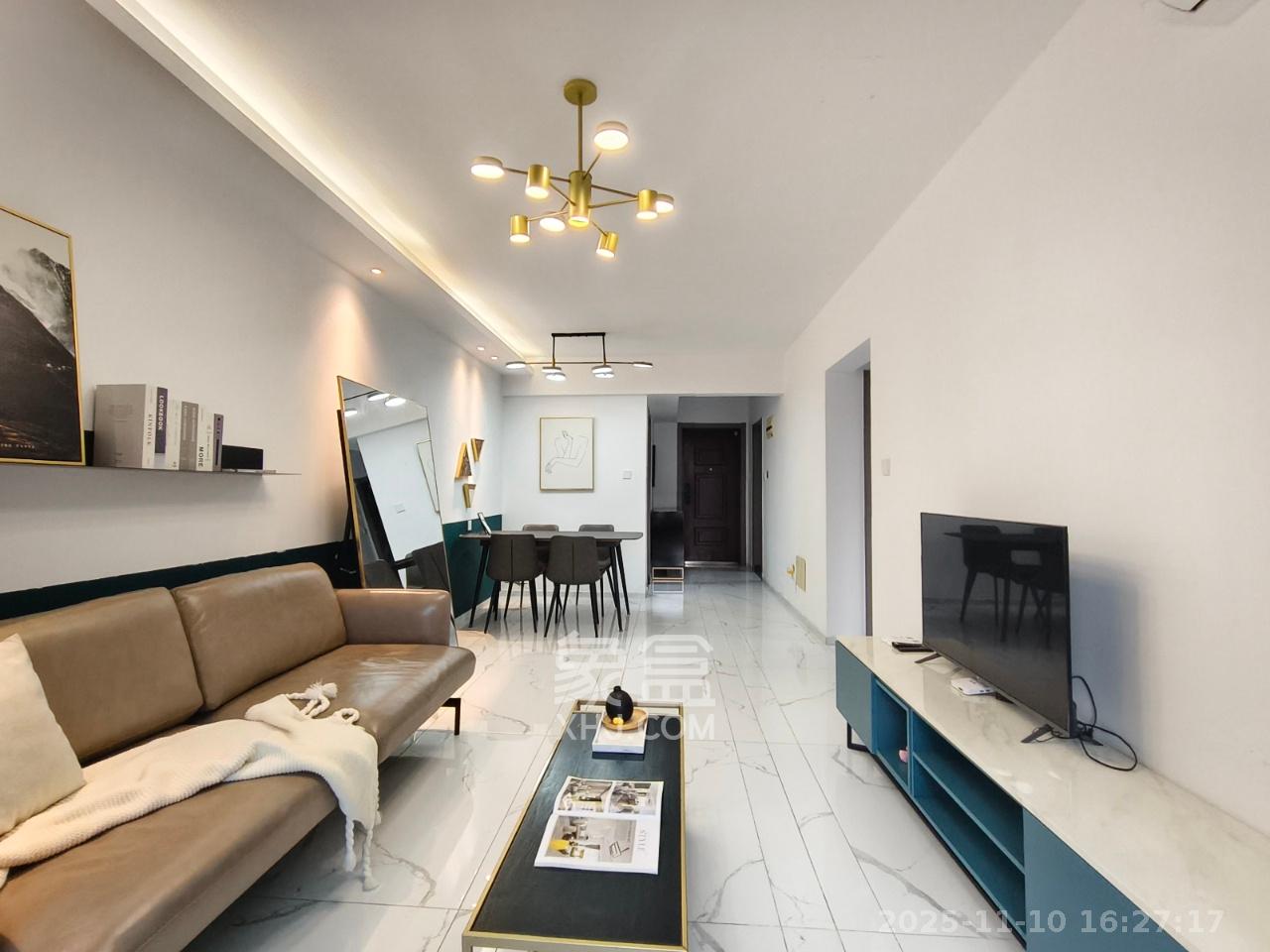 协信星澜汇  3室2厅1卫    3100.0元/月室内图