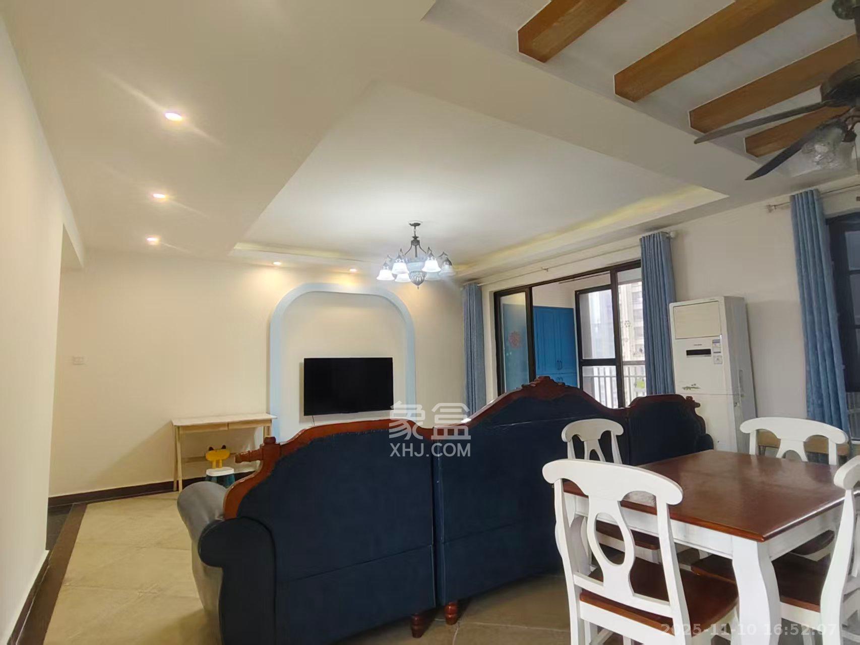 华润凤凰城三期 3室2厅2卫 2800.0元/月 华润凤凰城三期 3室2厅2卫 2800.0元/月室内图