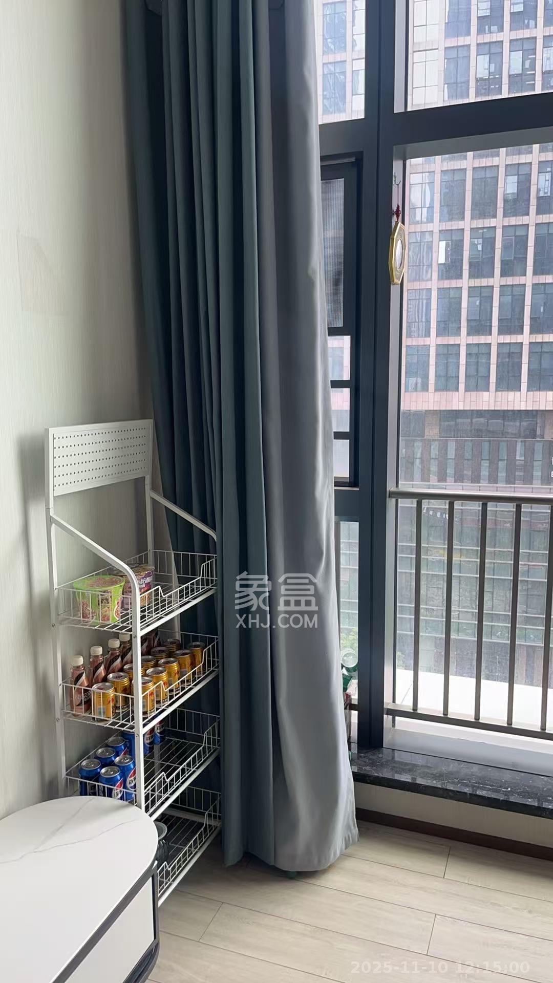 华远华时代 2室2厅1卫 4300.0元/月 华远华时代 2室2厅1卫 4300.0元/月室内图