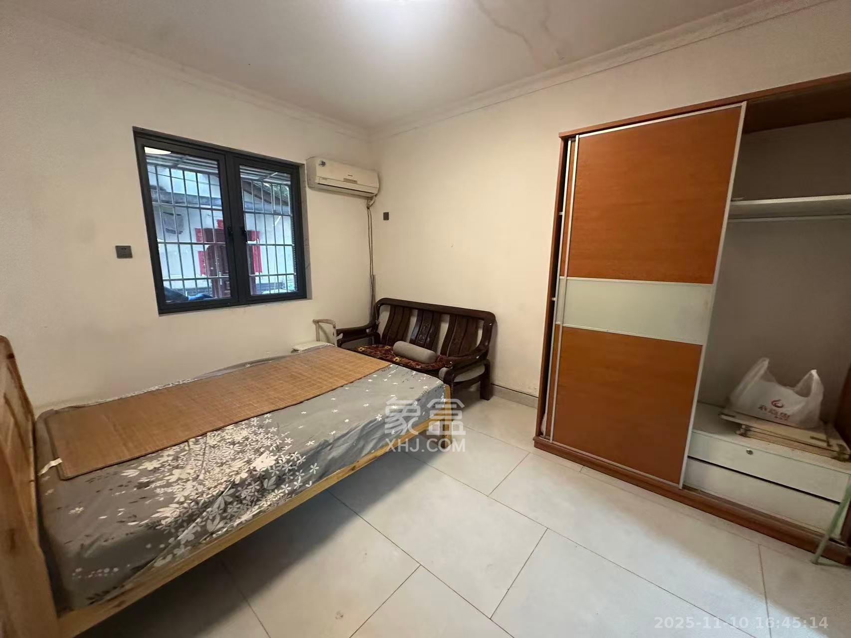 上碧湘街散盘  2室1厅1卫    1500.0元/月室内图