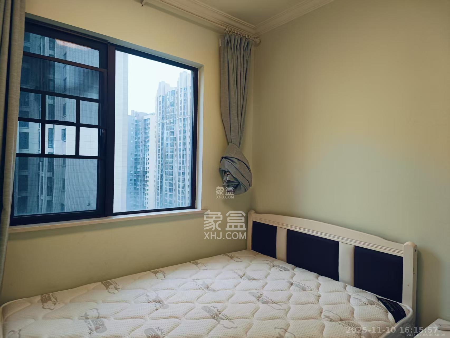 华润置地广场二期 1室0厅0卫 2100.0元/月 华润置地广场二期 1室0厅0卫 2100.0元/月室内图