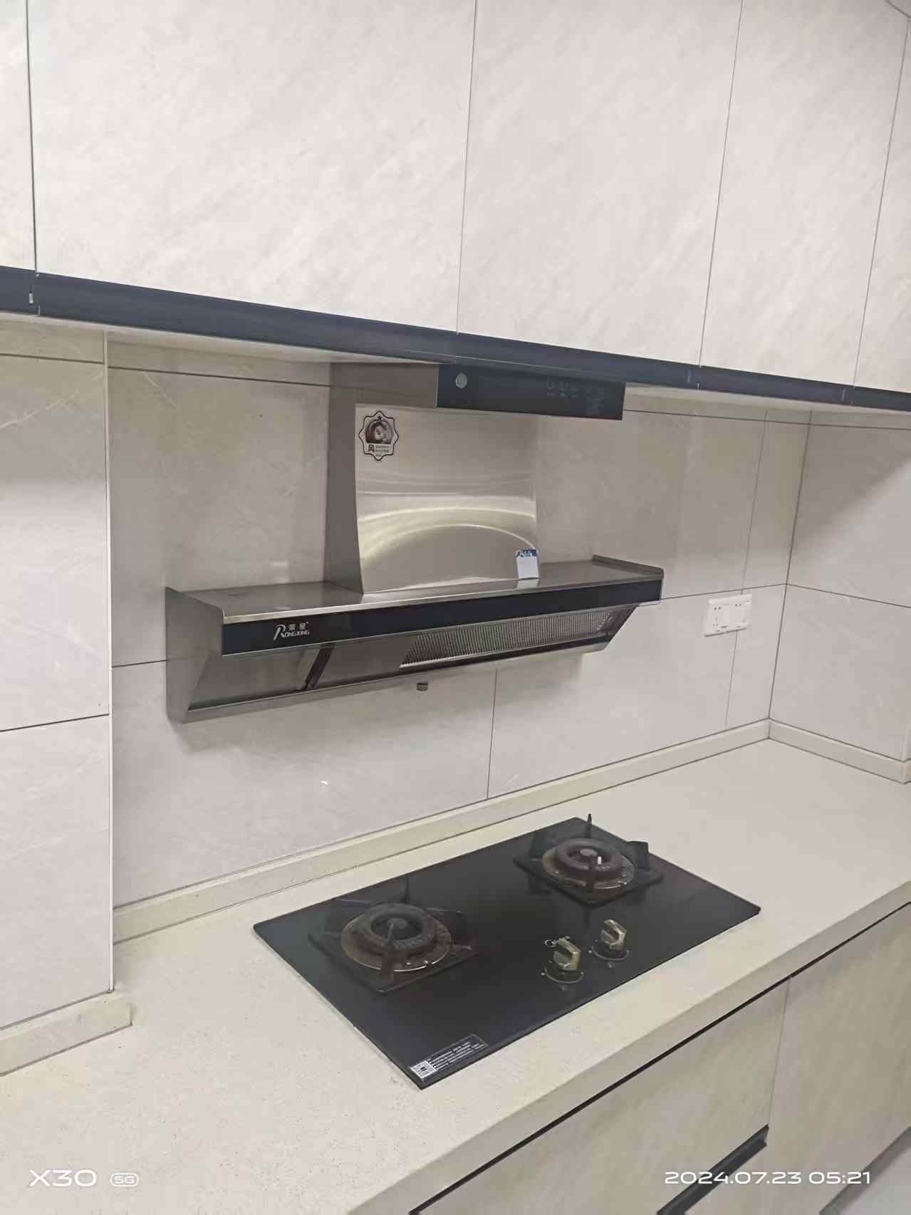 融冠乐城  4室2厅2卫    3500.0元/月室内图