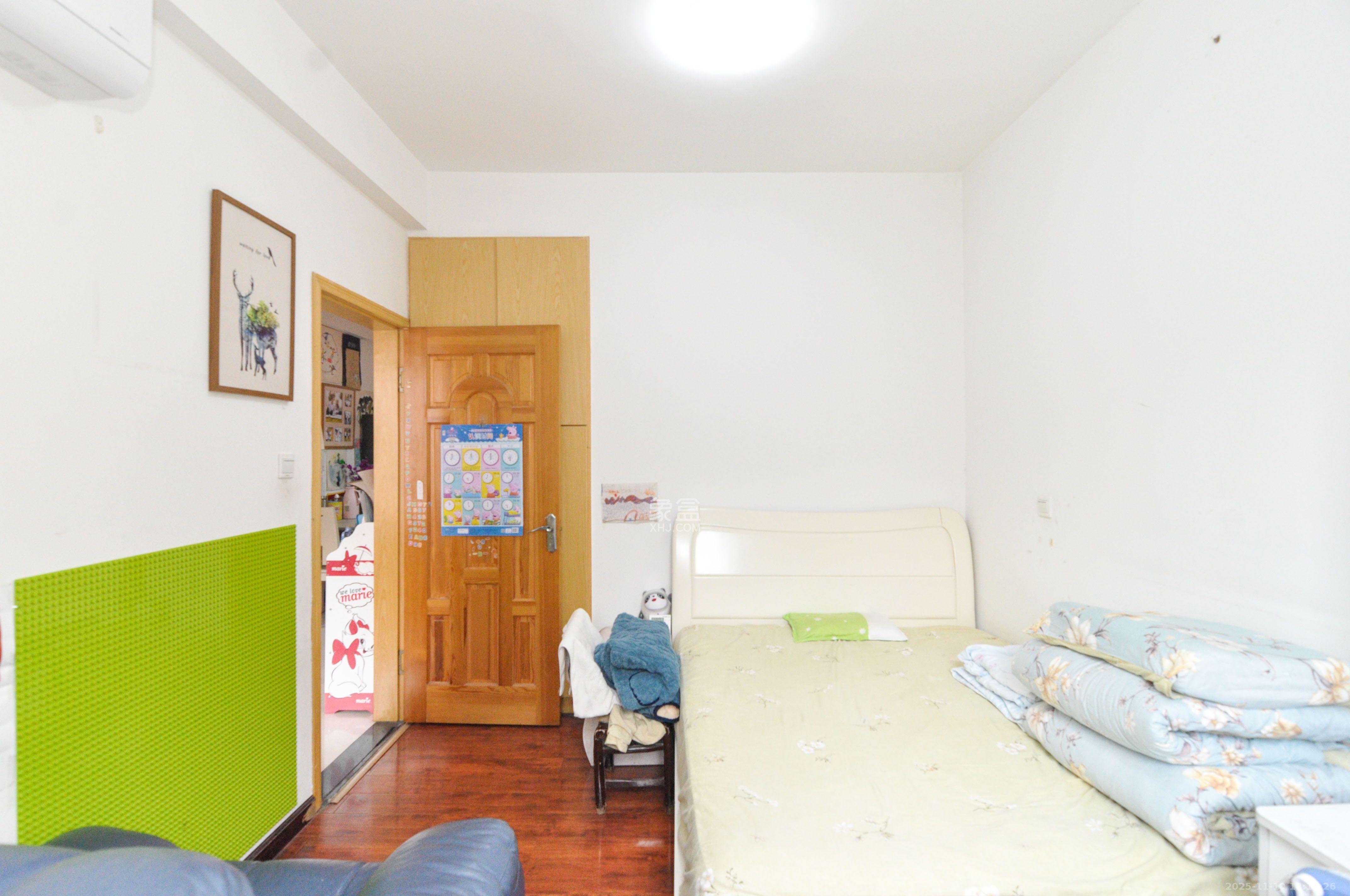 麓谷明珠 2室2厅1卫 2300.0元/月 麓谷明珠 2室2厅1卫 2300.0元/月室内图