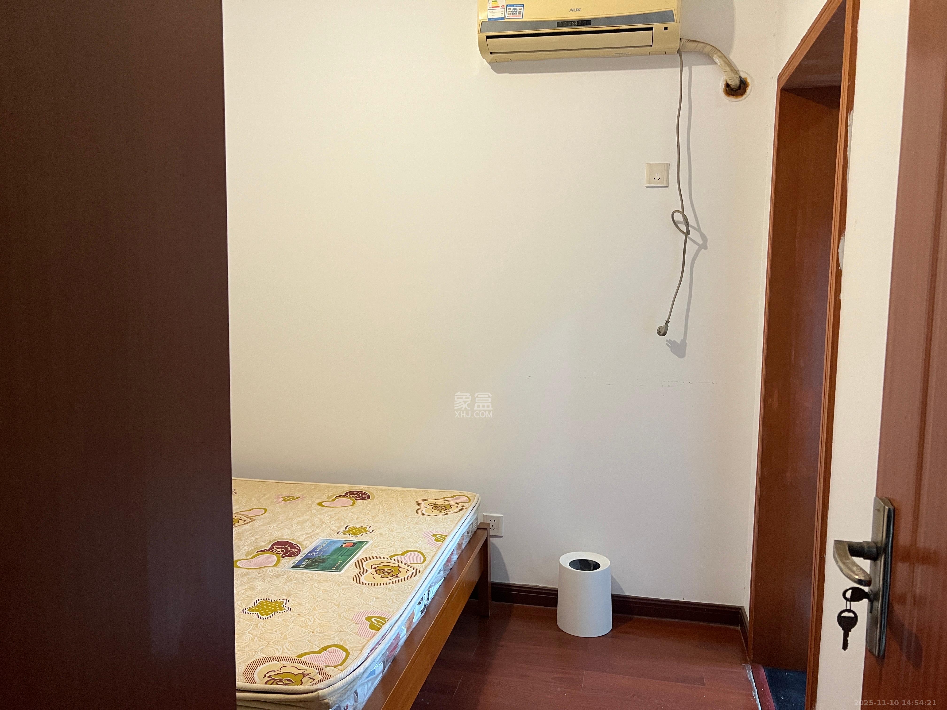 华韵城市风情  2室1厅1卫    3000.0元/月室内图