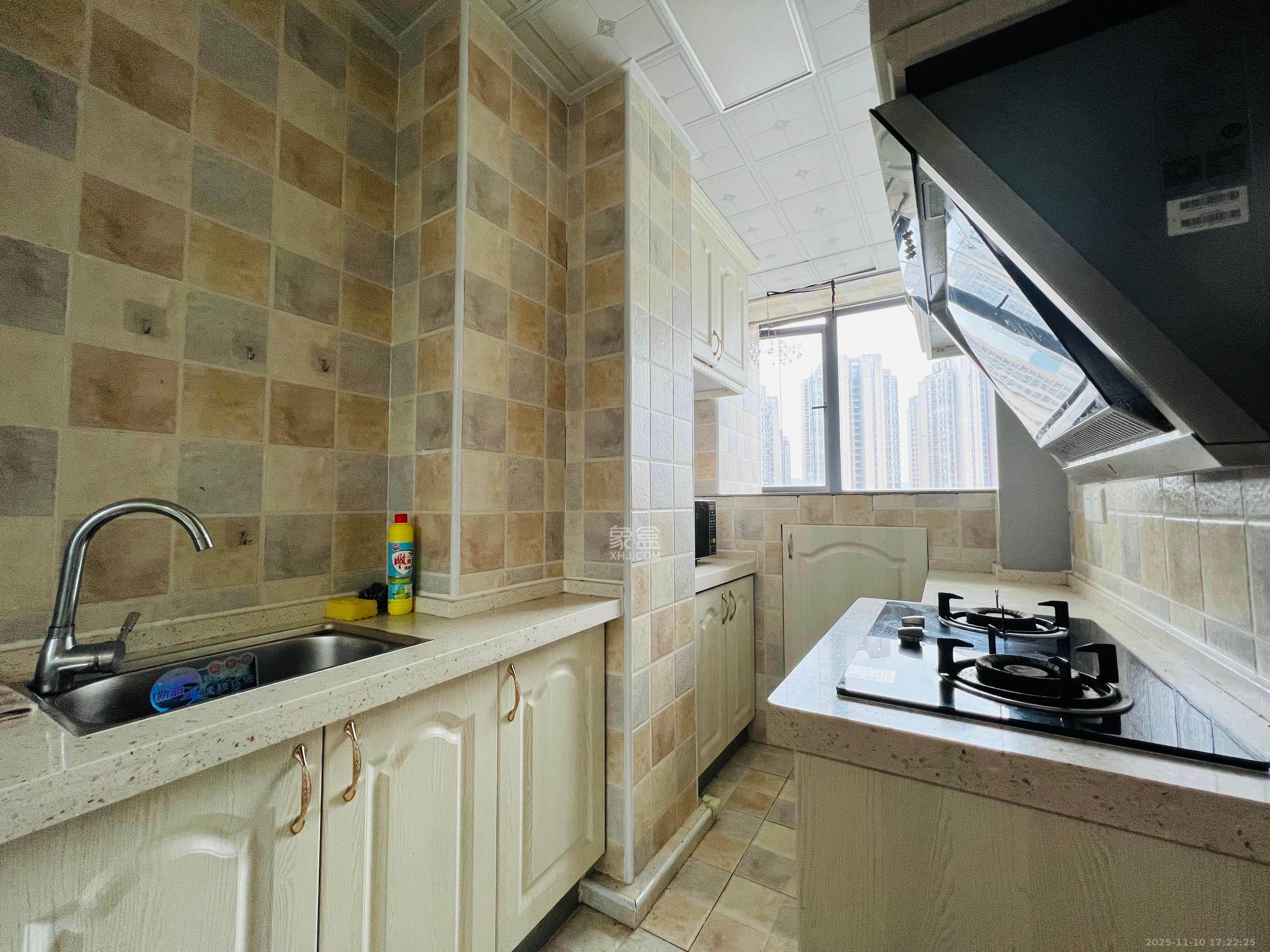 达美美立方 1室1厅1卫 2200.0元/月 达美美立方 1室1厅1卫 2200.0元/月室内图