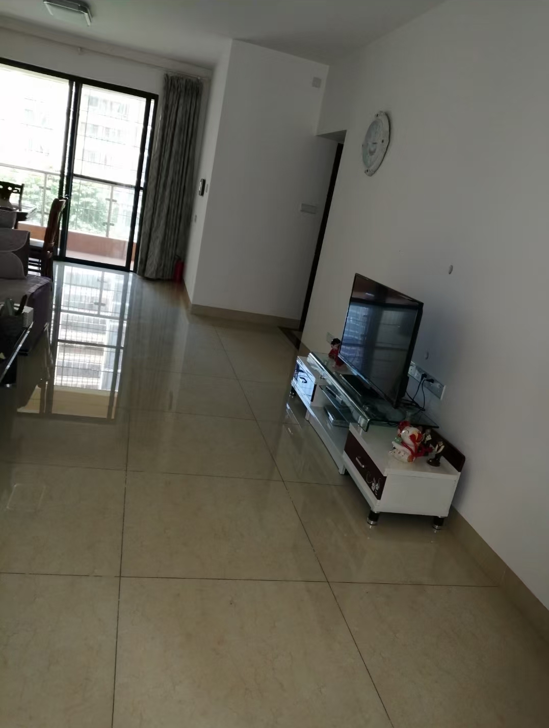 海阔天空-国瑞城一期（名仕苑）  3室2厅2卫    6800.0元/月室内图