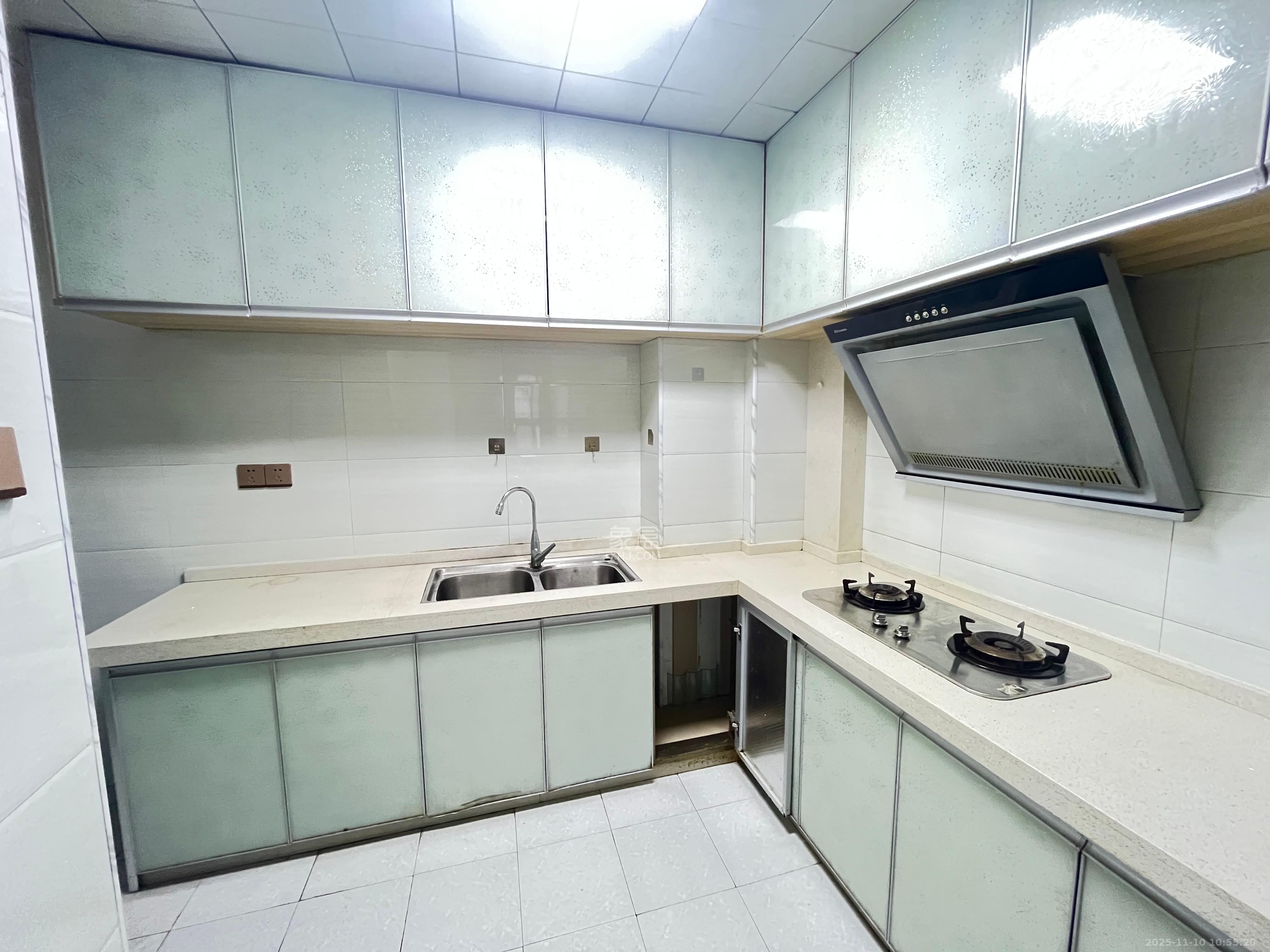 嘉顺苑 2室1厅1卫 2100.0元/月 嘉顺苑 2室1厅1卫 2100.0元/月室内图