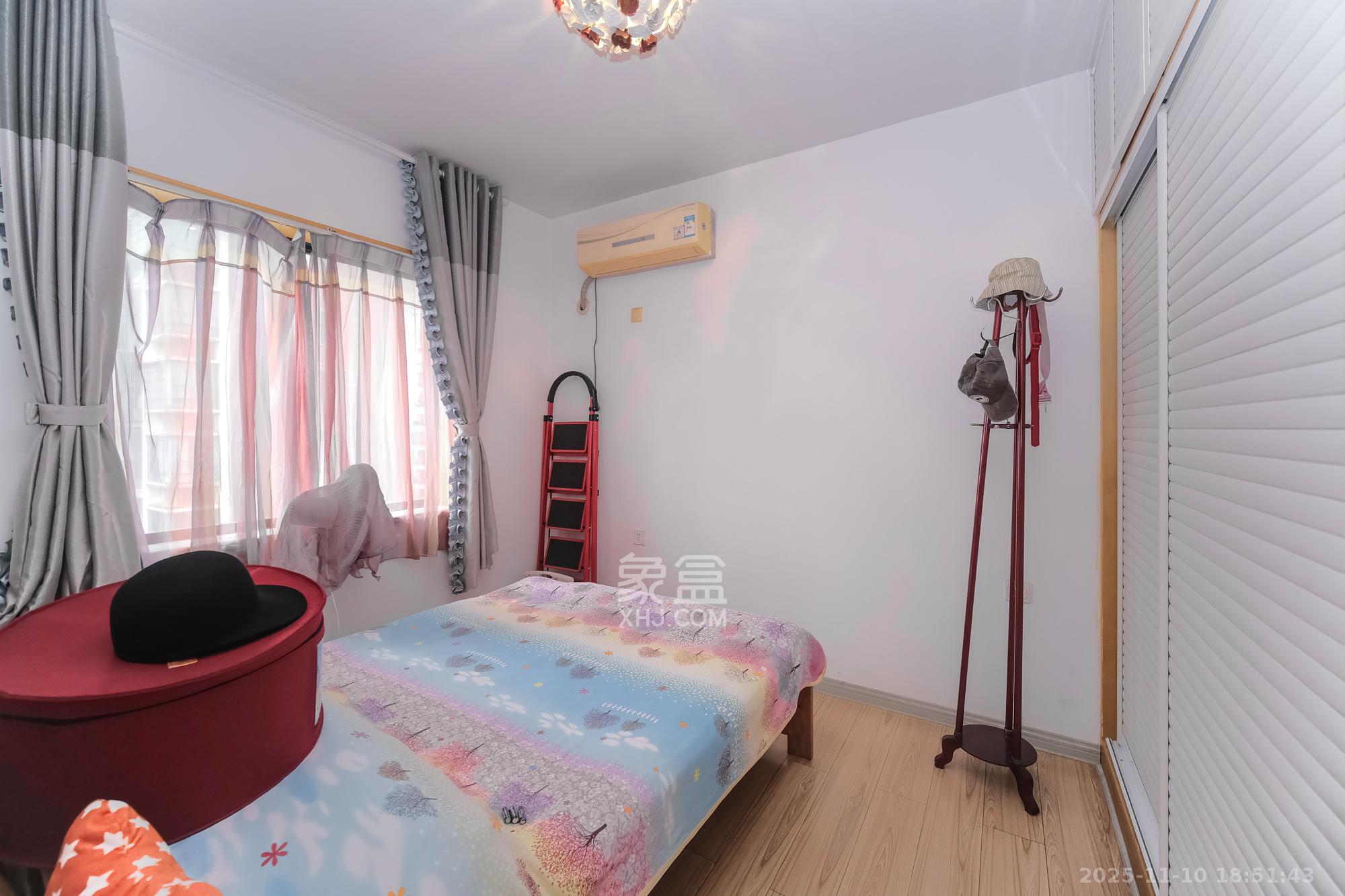 圆梦完美生活 2室2厅1卫 45.0万 圆梦完美生活 2室2厅1卫 45.0万卧室