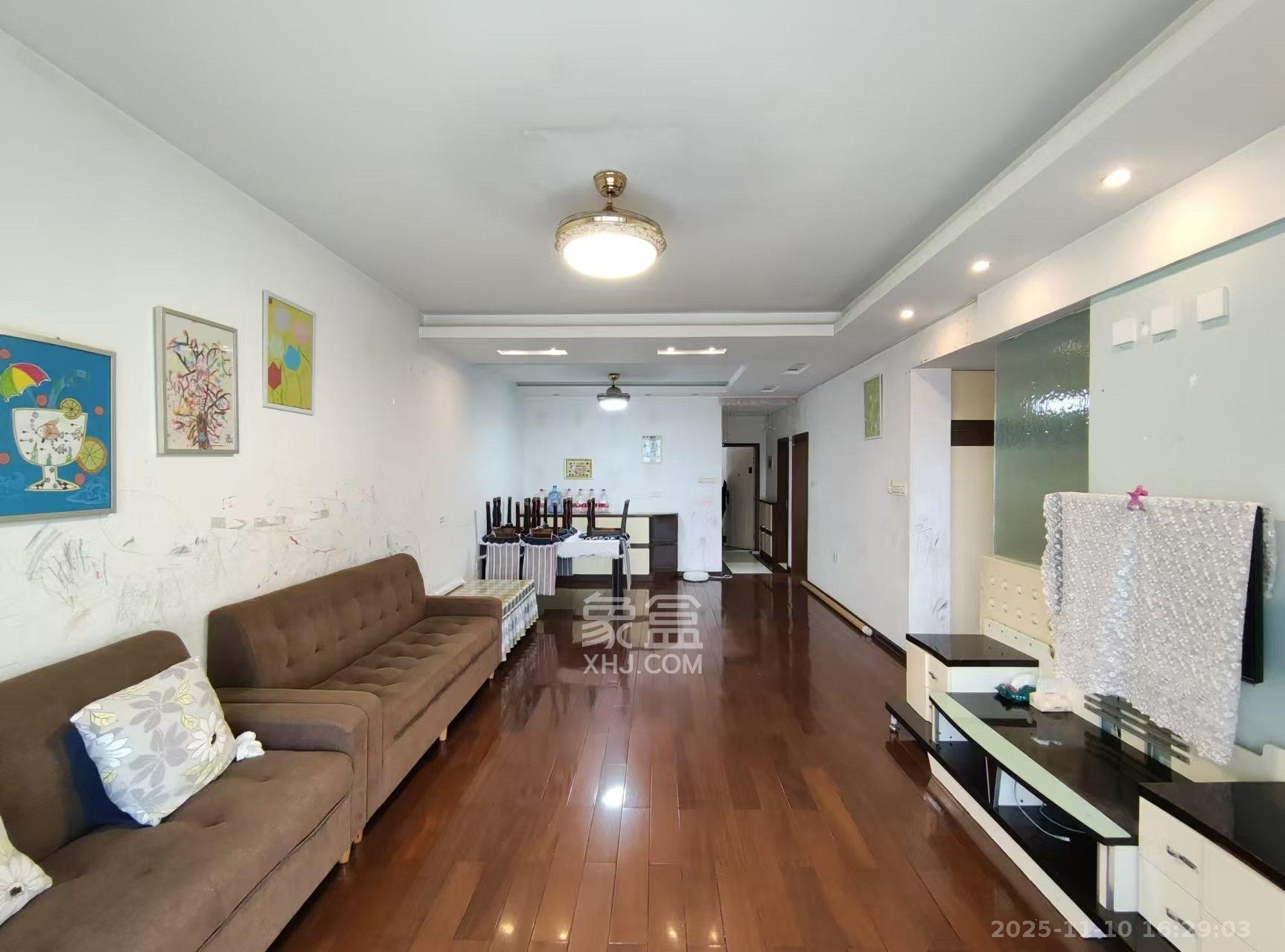 一心花苑 3室2厅2卫 3200.0元/月 一心花苑 3室2厅2卫 3200.0元/月室内图