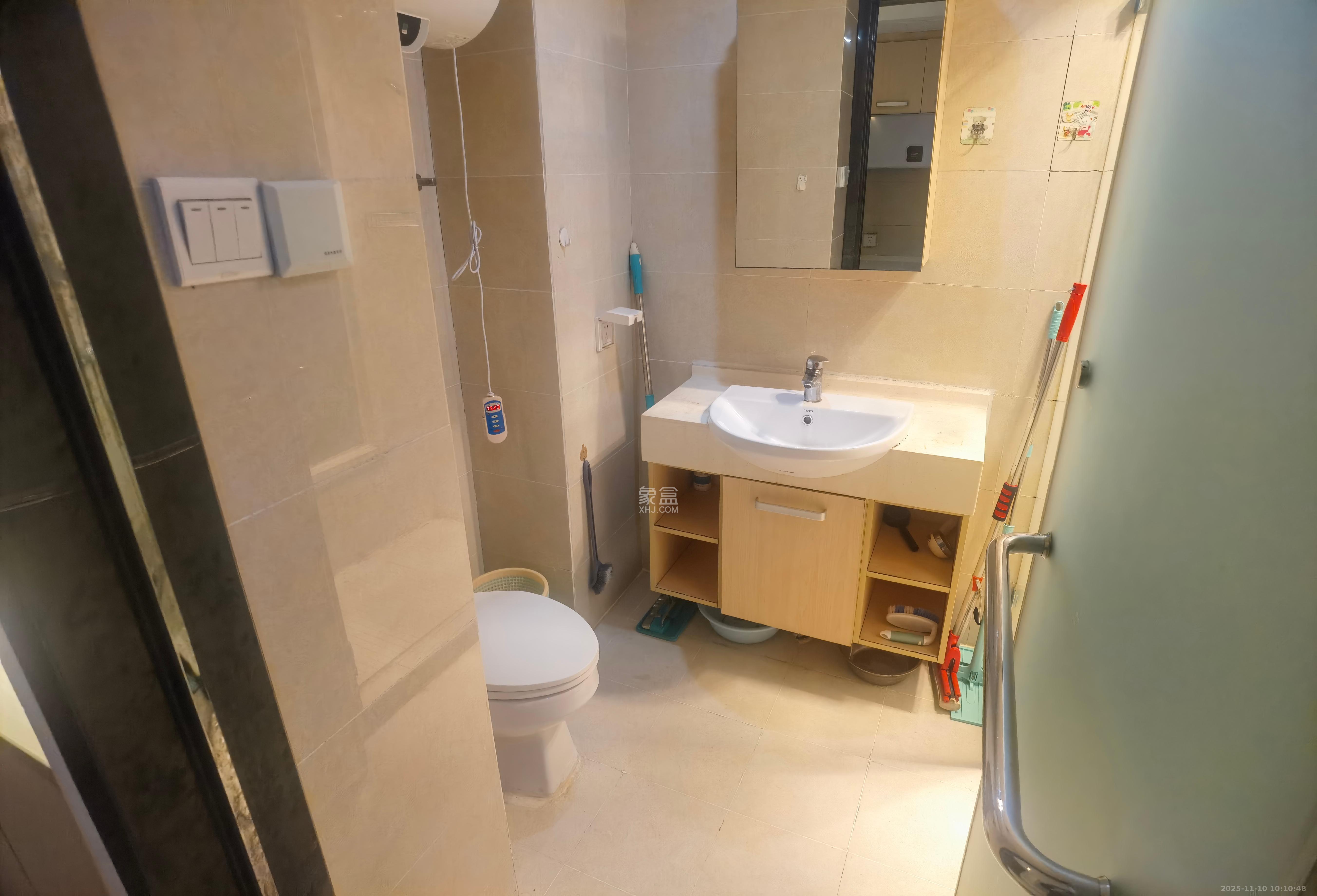 融科檀香山（融科紫檀、香山国际）  1室1厅1卫    1700.0元/月室内图