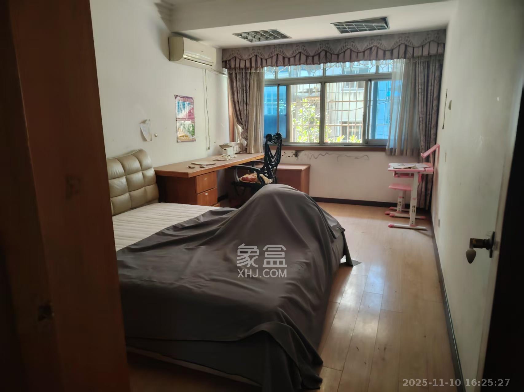 梨子山社区长电宿舍  2室1厅1卫    1800.0元/月室内图