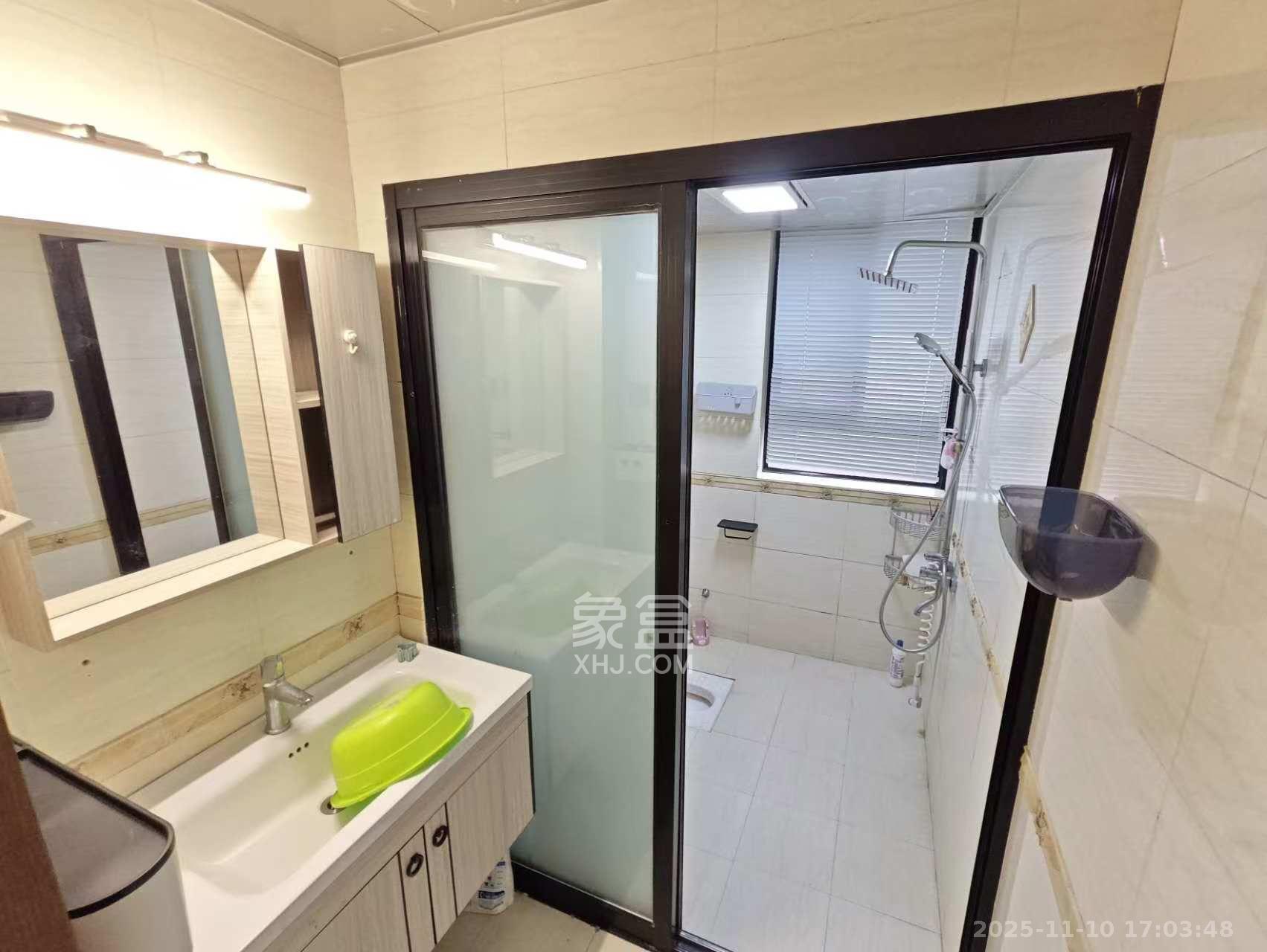 长大卧琥 3室2厅2卫 3200.0元/月 长大卧琥 3室2厅2卫 3200.0元/月室内图