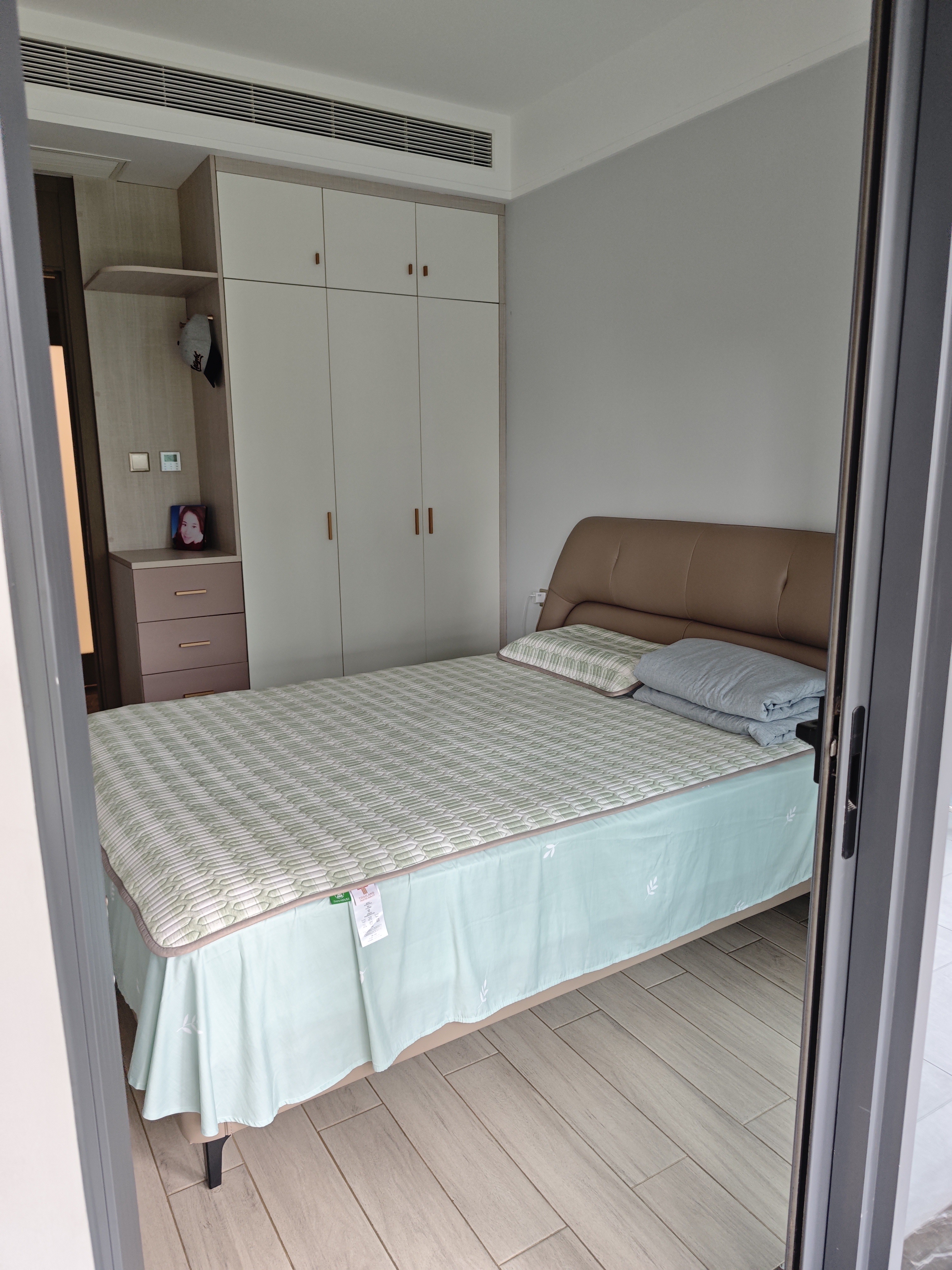 融创观澜湖公园壹号四期 1室0厅0卫 2300.0元/月 融创观澜湖公园壹号四期 1室0厅0卫 2300.0元/月室内图