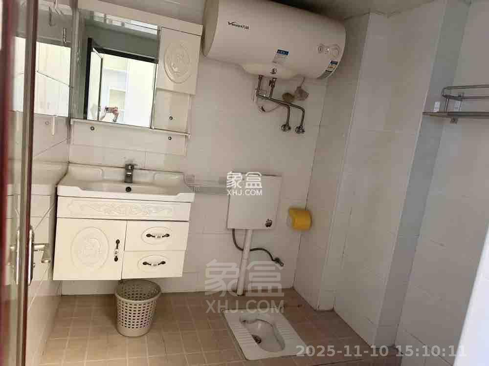 龙腾国际  1室1厅1卫    1000.0元/月室内图