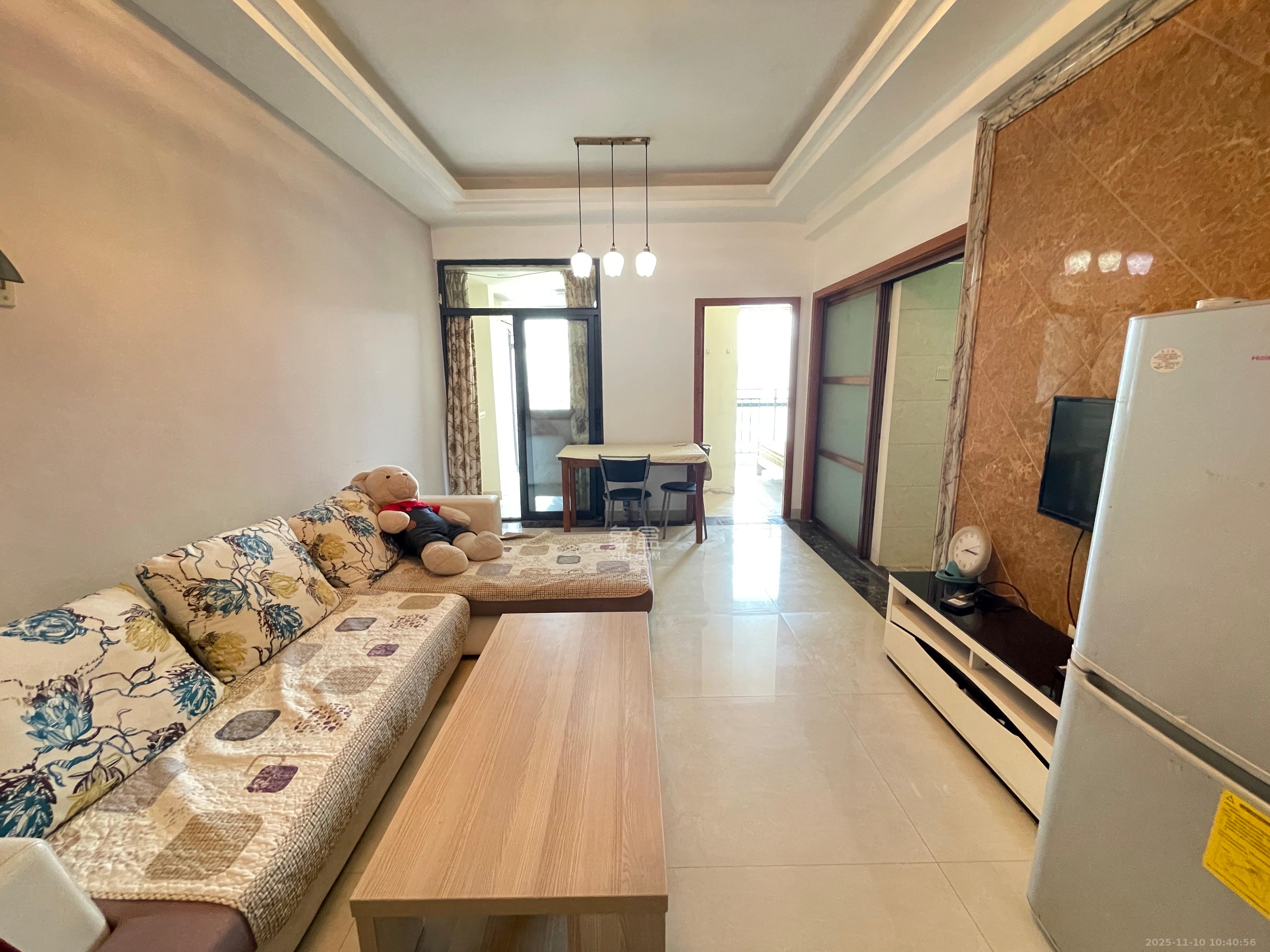 地华梅溪湖畔  2室0厅0卫    1900.0元/月室内图1