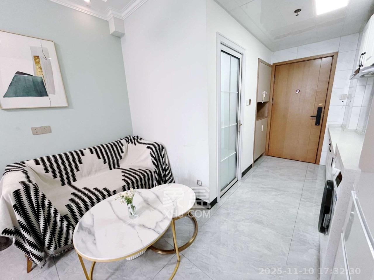 明昇壹城（明昇时代广场）三期  1室1厅1卫    1800.0元/月室内图