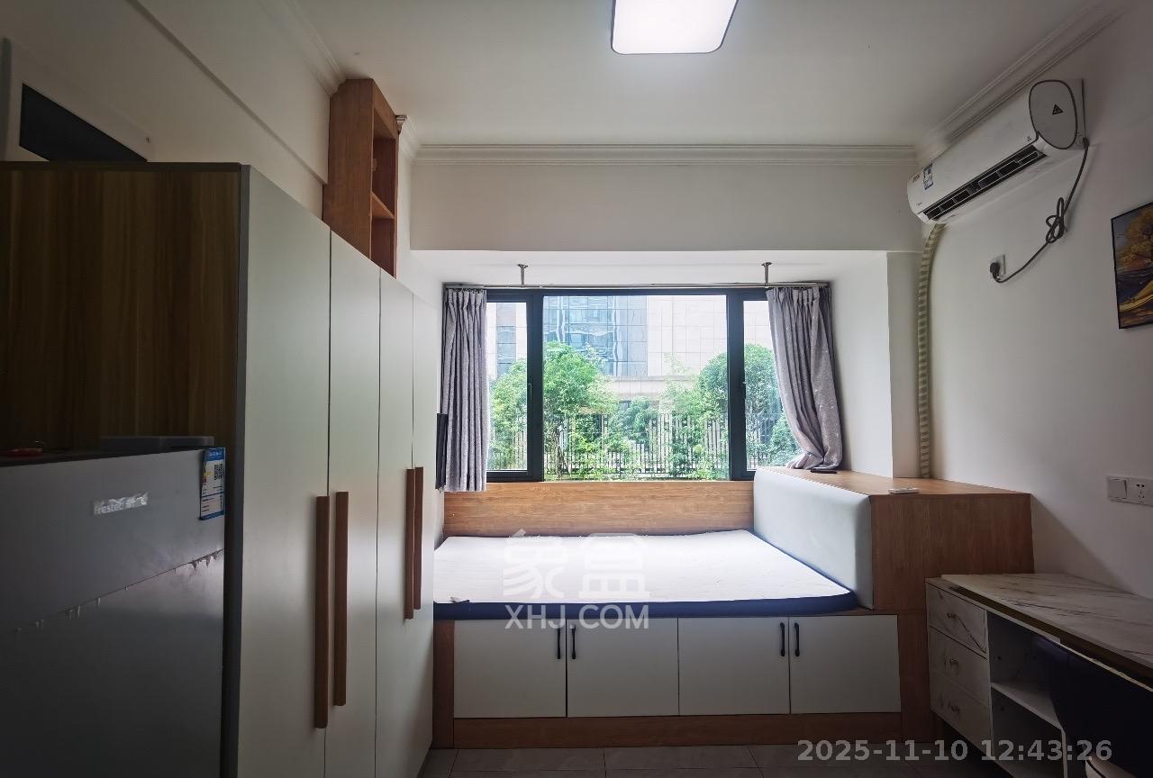 龙湖湘江星座(祺鑫星座公寓) 1室1厅1卫 1300.0元/月 龙湖湘江星座(祺鑫星座公寓) 1室1厅1卫 1300.0元/月室内图