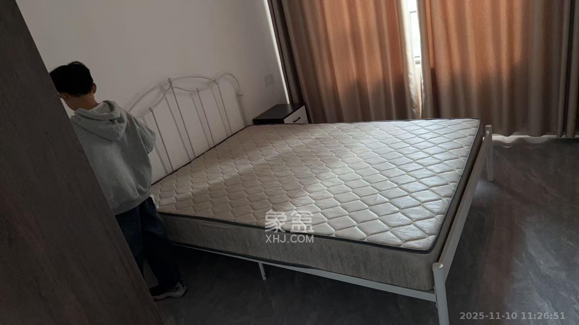 保利城（中航城国际社区、郡原美村）  4室2厅2卫    2800.0元/月室内图