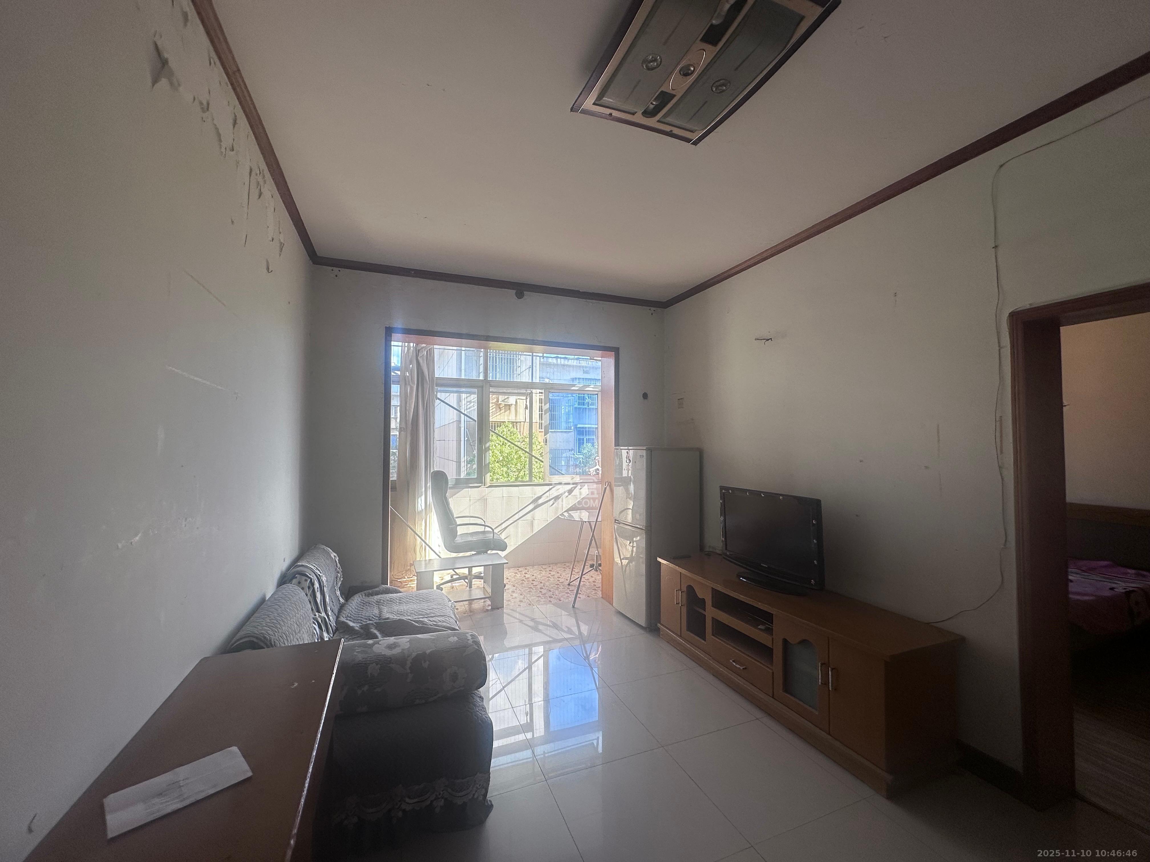 火星一片 2室1厅1卫 1100.0元/月 火星一片 2室1厅1卫 1100.0元/月室内图