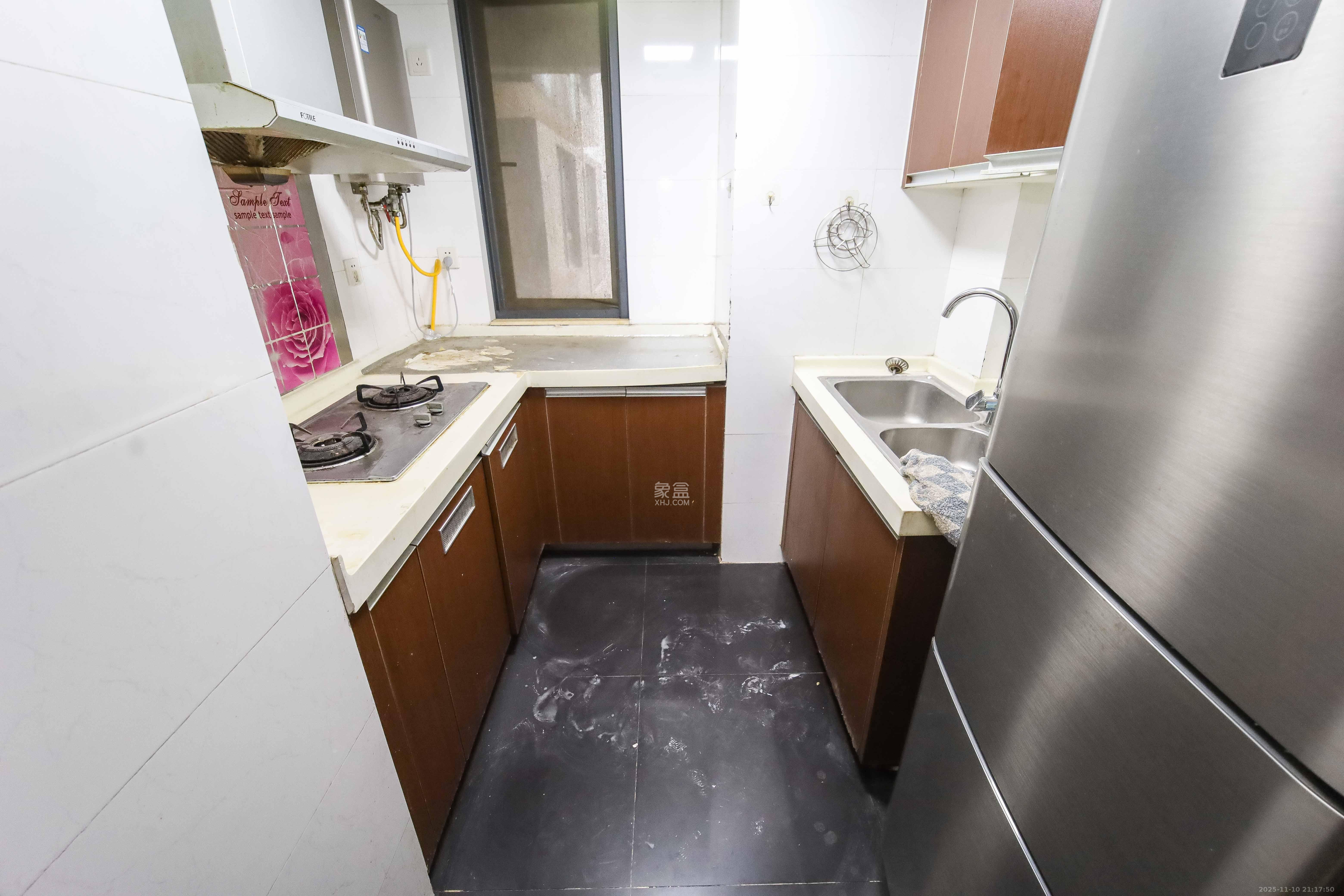 万科金域蓝湾  3室2厅1卫    74.0万厨房