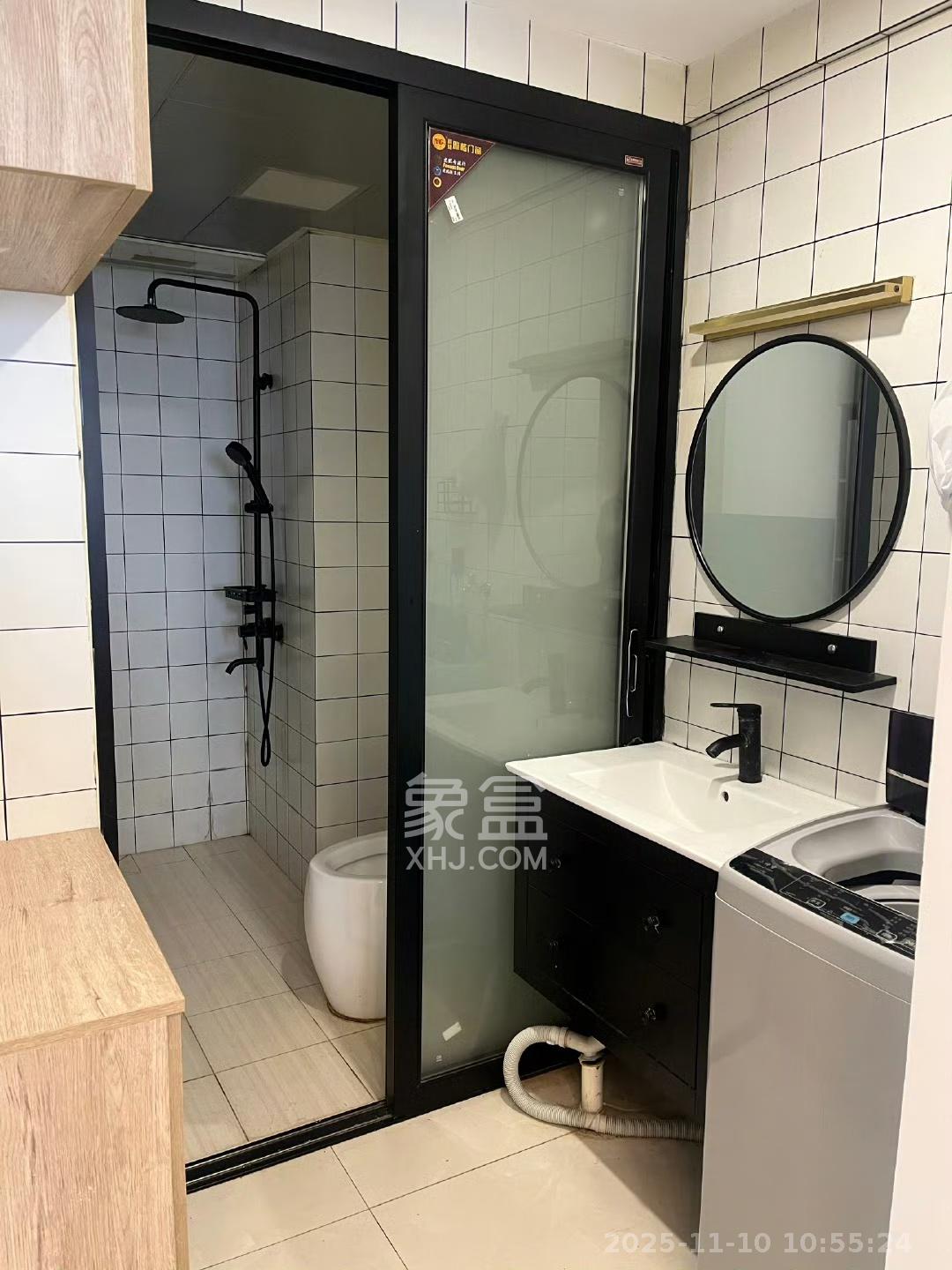 越界（天佑国际大厦）  1室1厅1卫    2000.0元/月室内图1