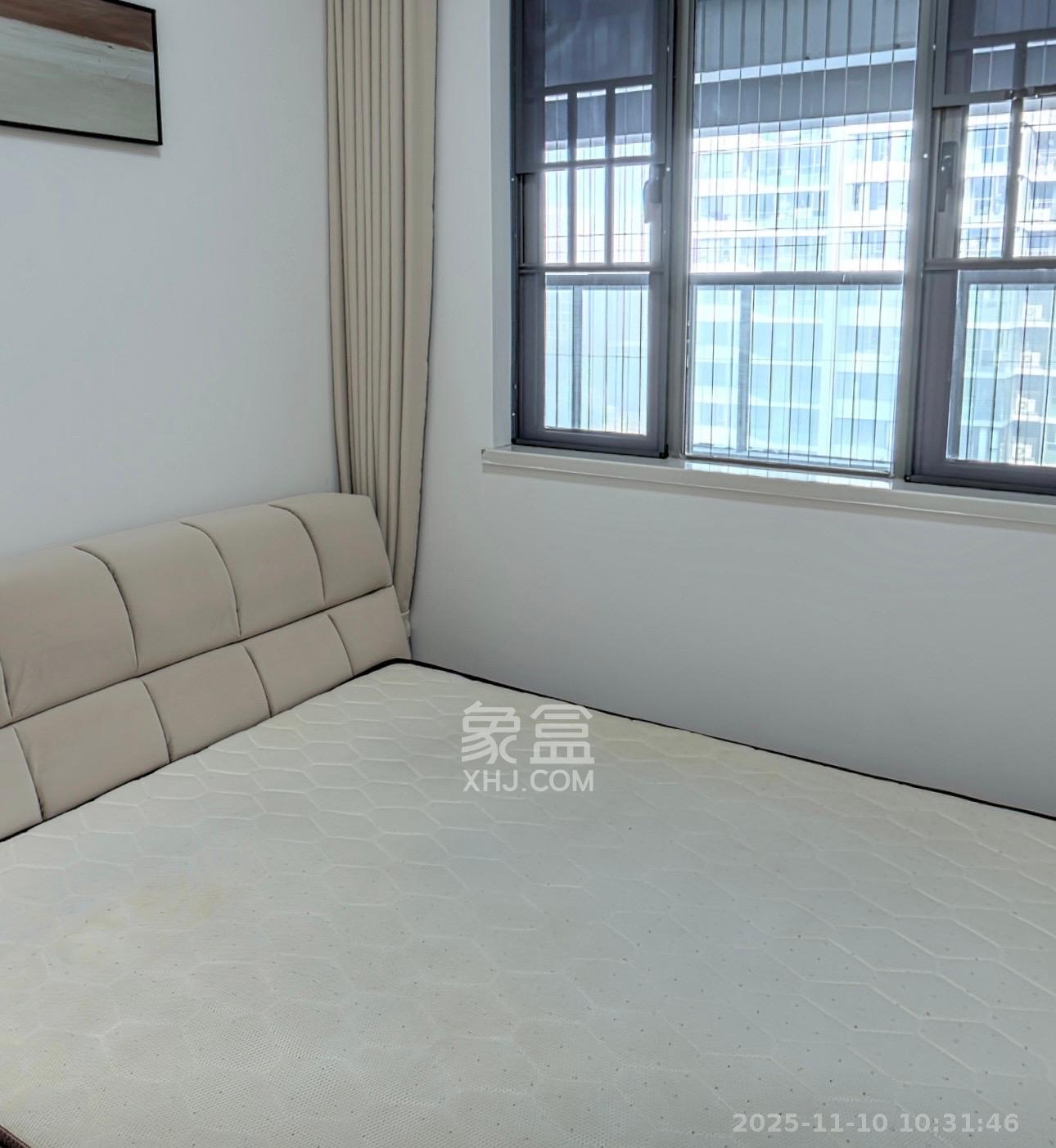 复地滨江金融中心  3室2厅2卫    4000.0元/月室内图