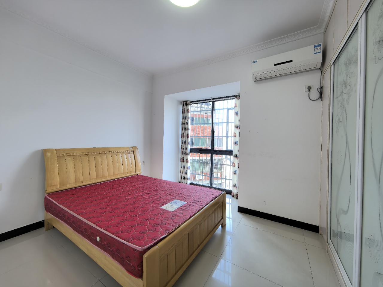 金鹿花园 2室2厅1卫 1380.0元/月 金鹿花园 2室2厅1卫 1380.0元/月室内图