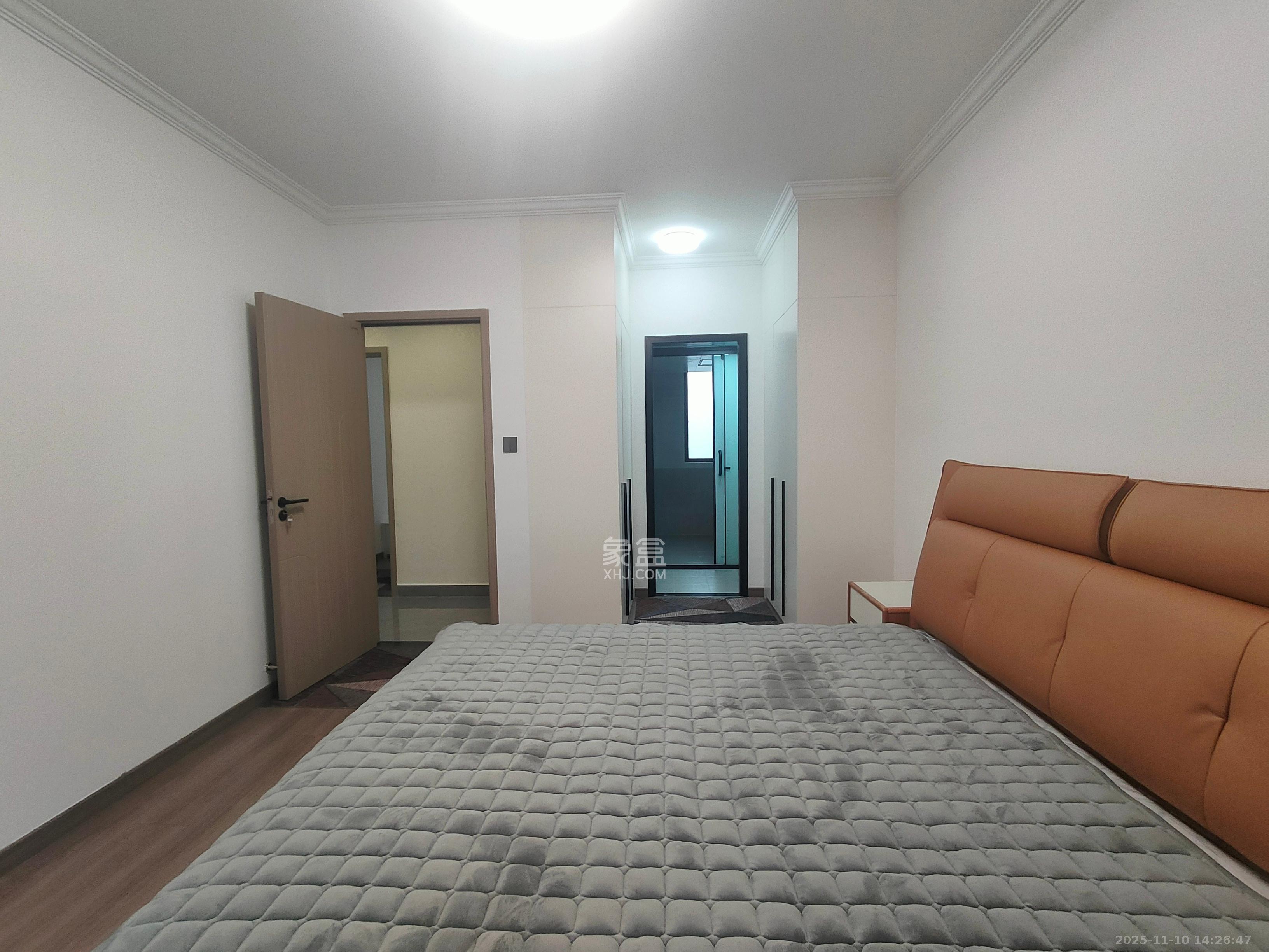 旭辉国悦府  4室2厅2卫    4600.0元/月室内图