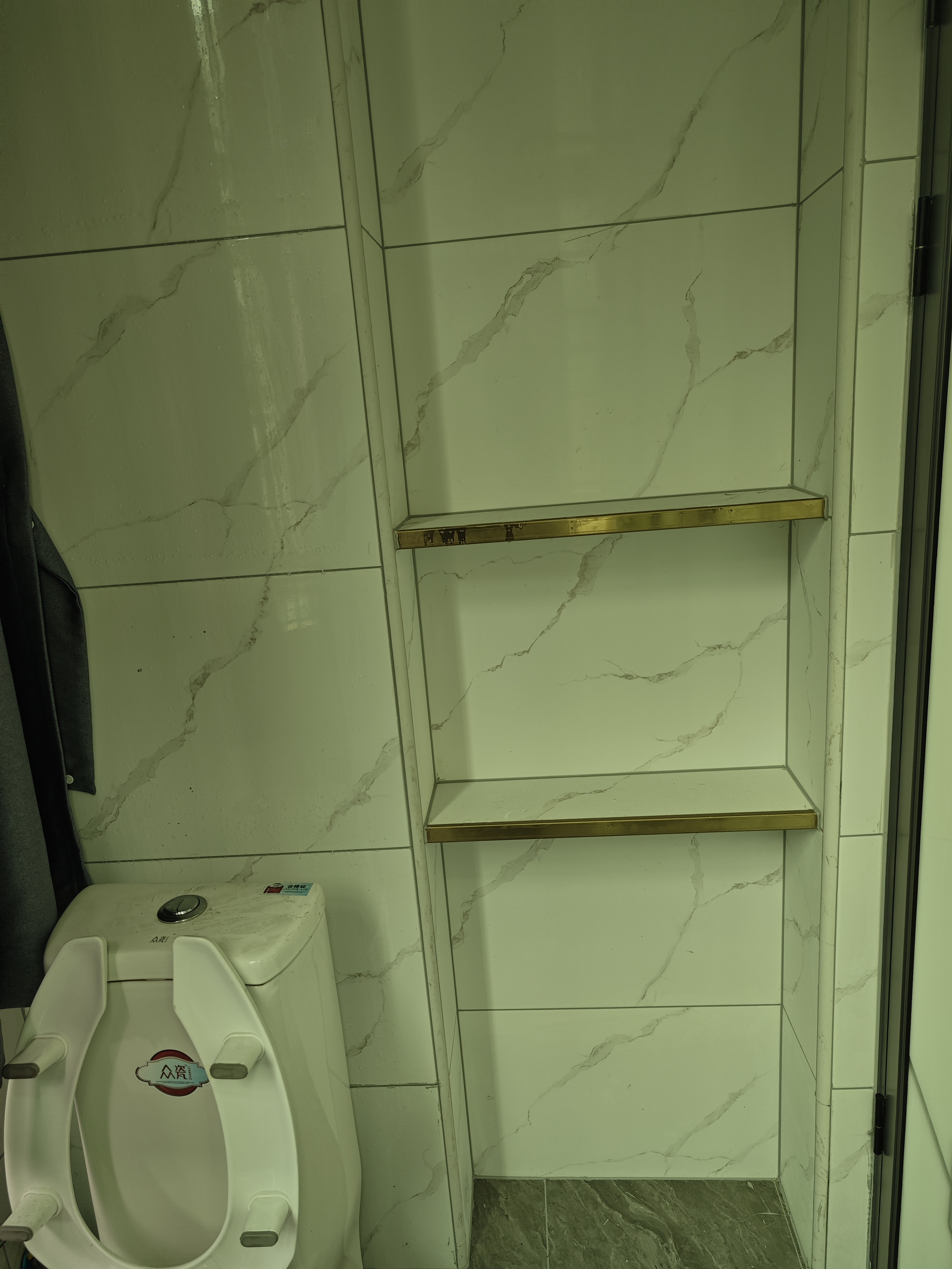 国联大厦  1室1厅1卫    1800.0元/月室内图