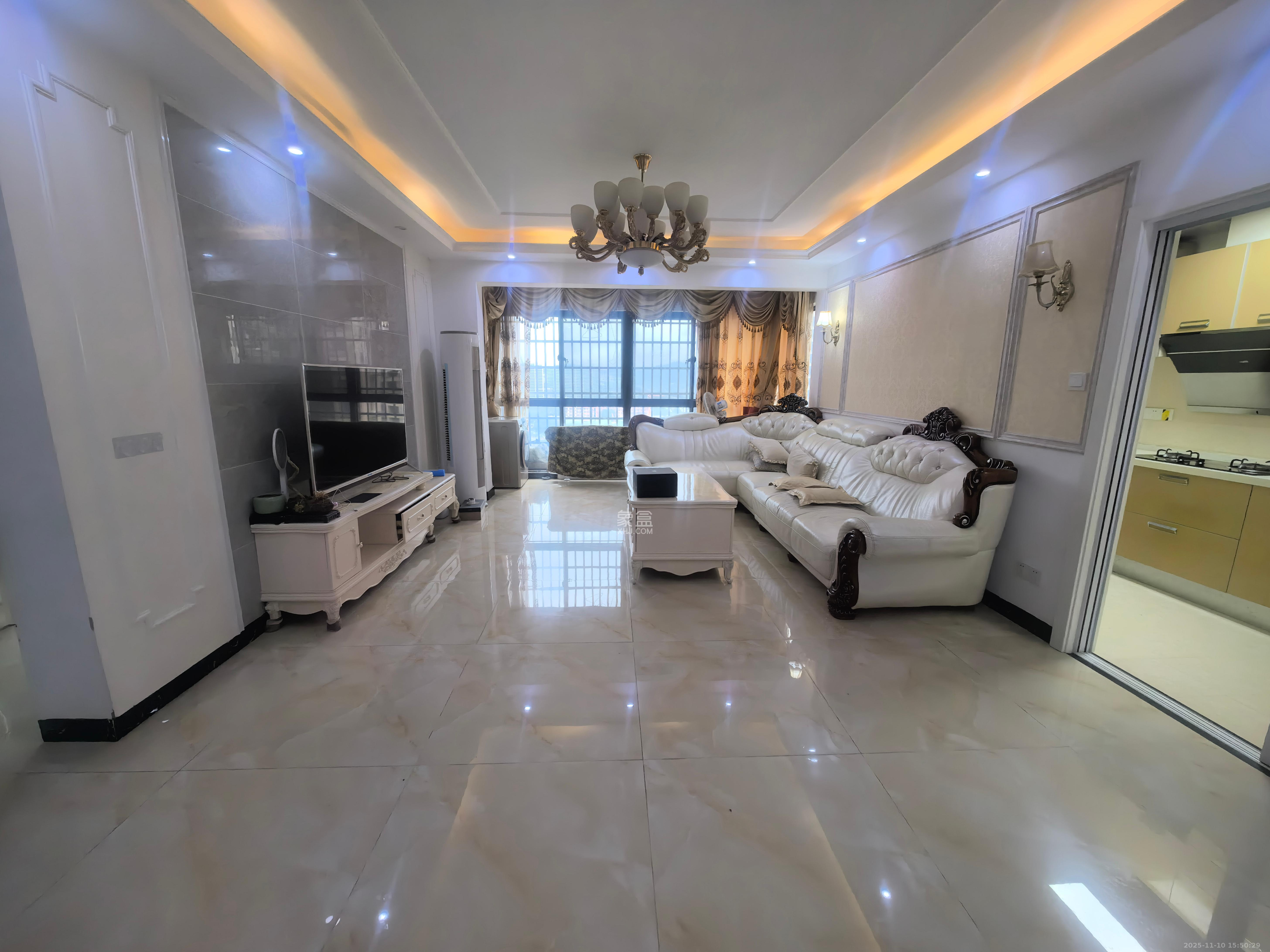 邦盛水岸御园  2室2厅2卫    2400.0元/月