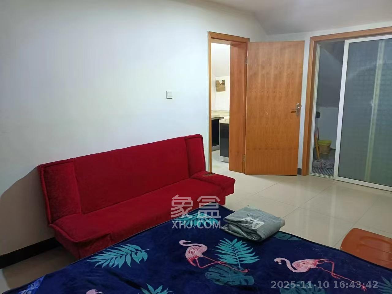 观沙小区  2室2厅1卫    1700.0元/月室内图