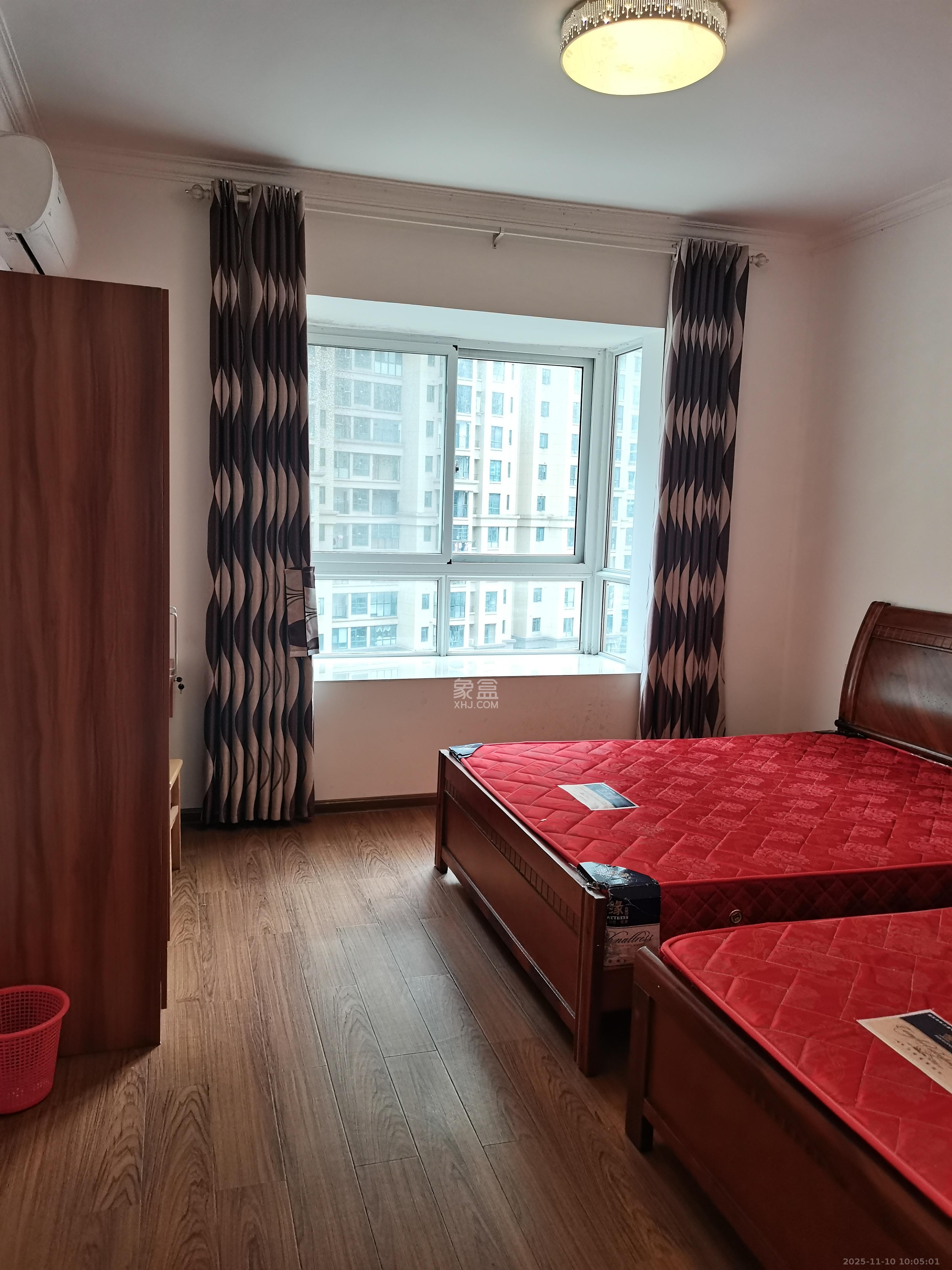 中房F联邦  4室2厅2卫    3000.0元/月室内图