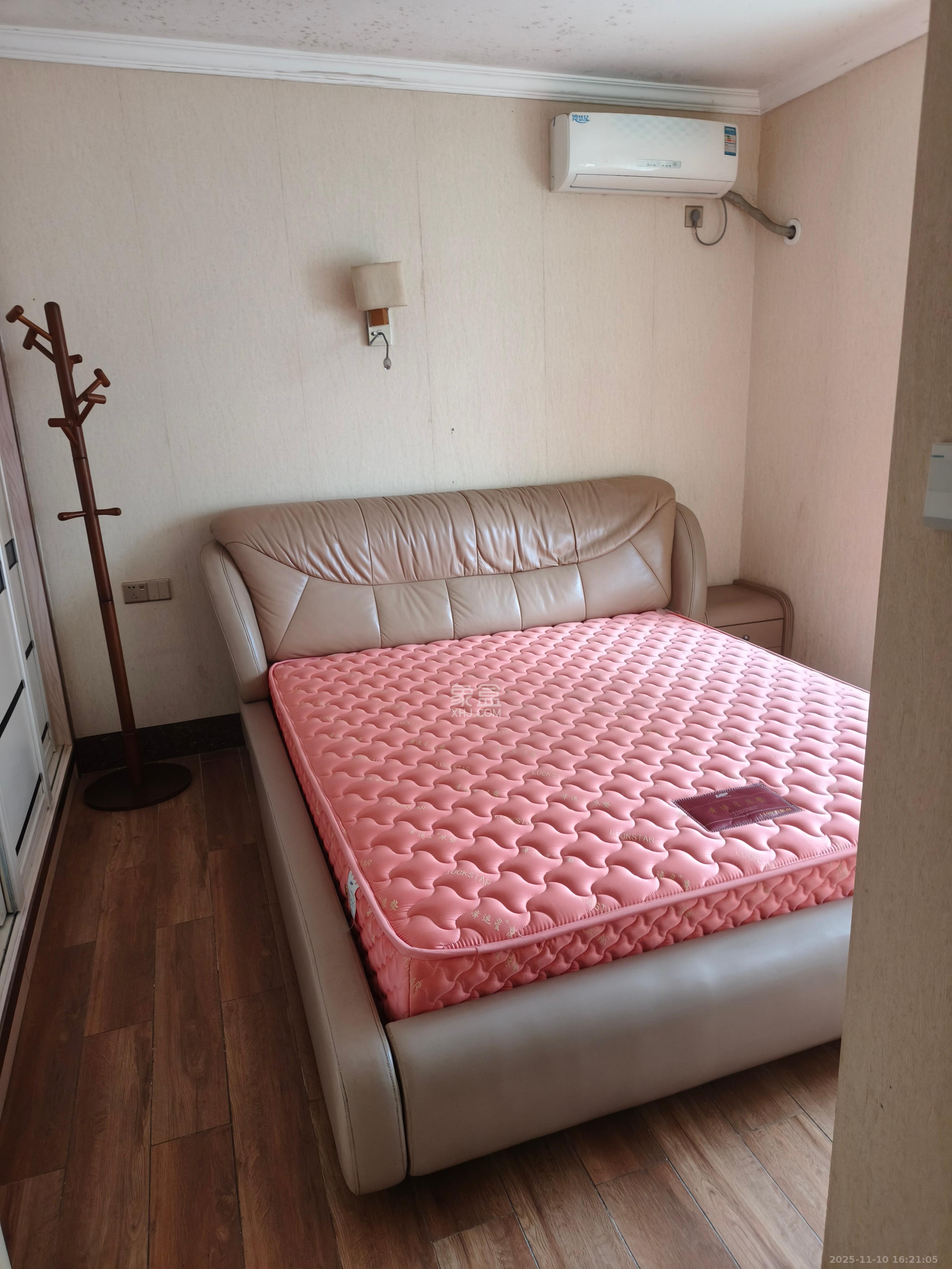 北辰三角洲E5区  1室2厅1卫    3500.0元/月室内图