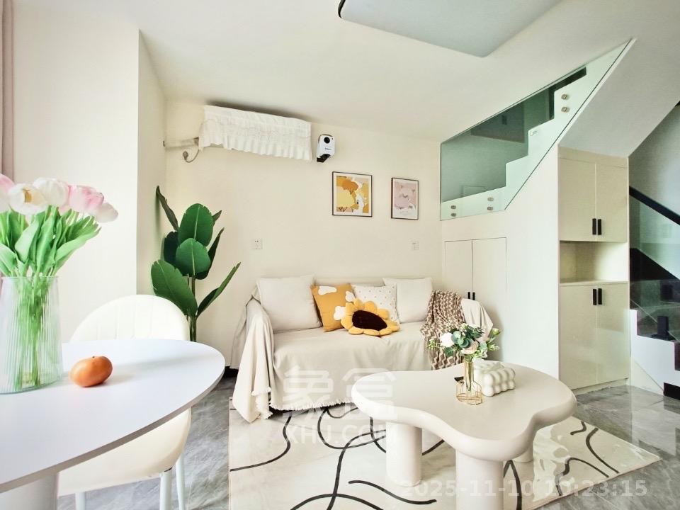 润和彩虹荟  2室2厅1卫    1600.0元/月室内图