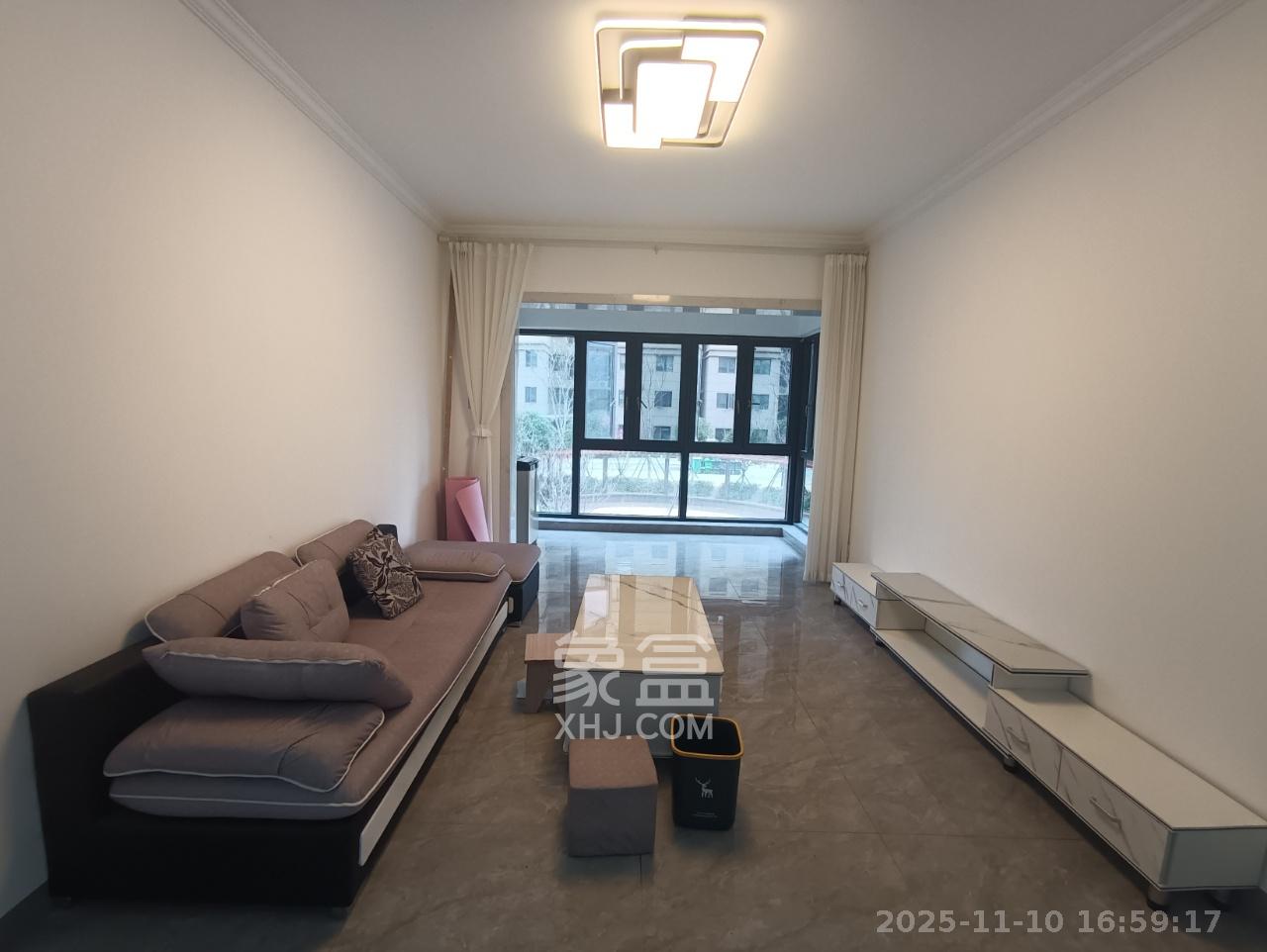 澳海澜庭  3室2厅1卫    1800.0元/月室内图