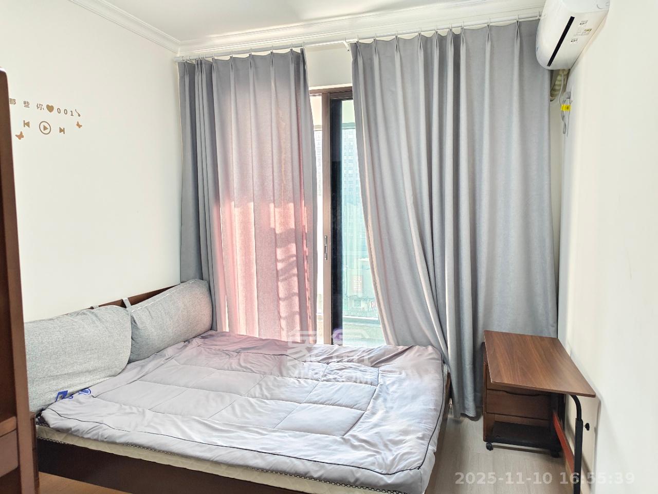 城发恒伟星雅韵（恒伟星辉苑）  4室2厅2卫    3200.0元/月室内图