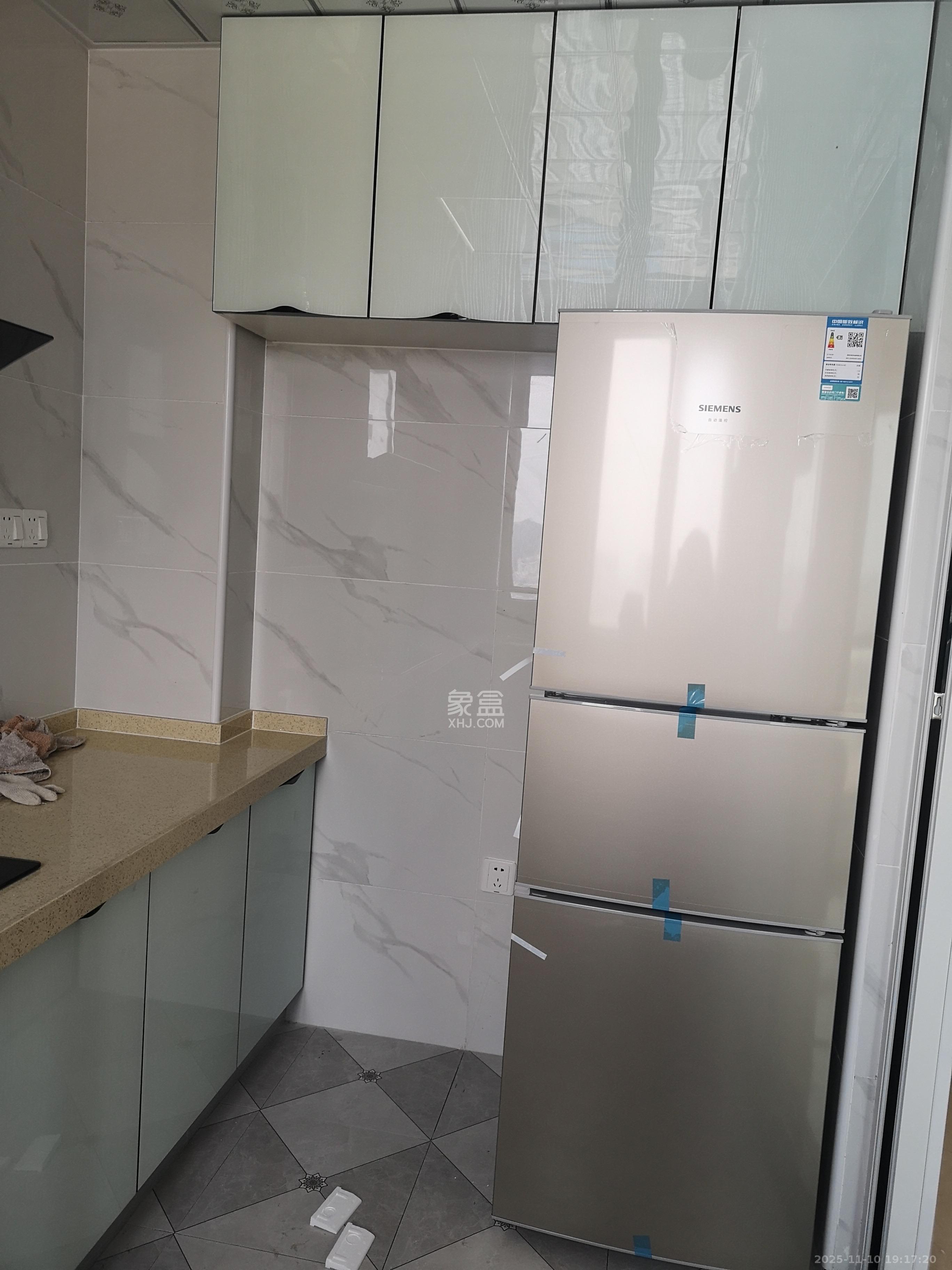 广悦星苑润园 3室2厅2卫 2400.0元/月 广悦星苑润园 3室2厅2卫 2400.0元/月室内图