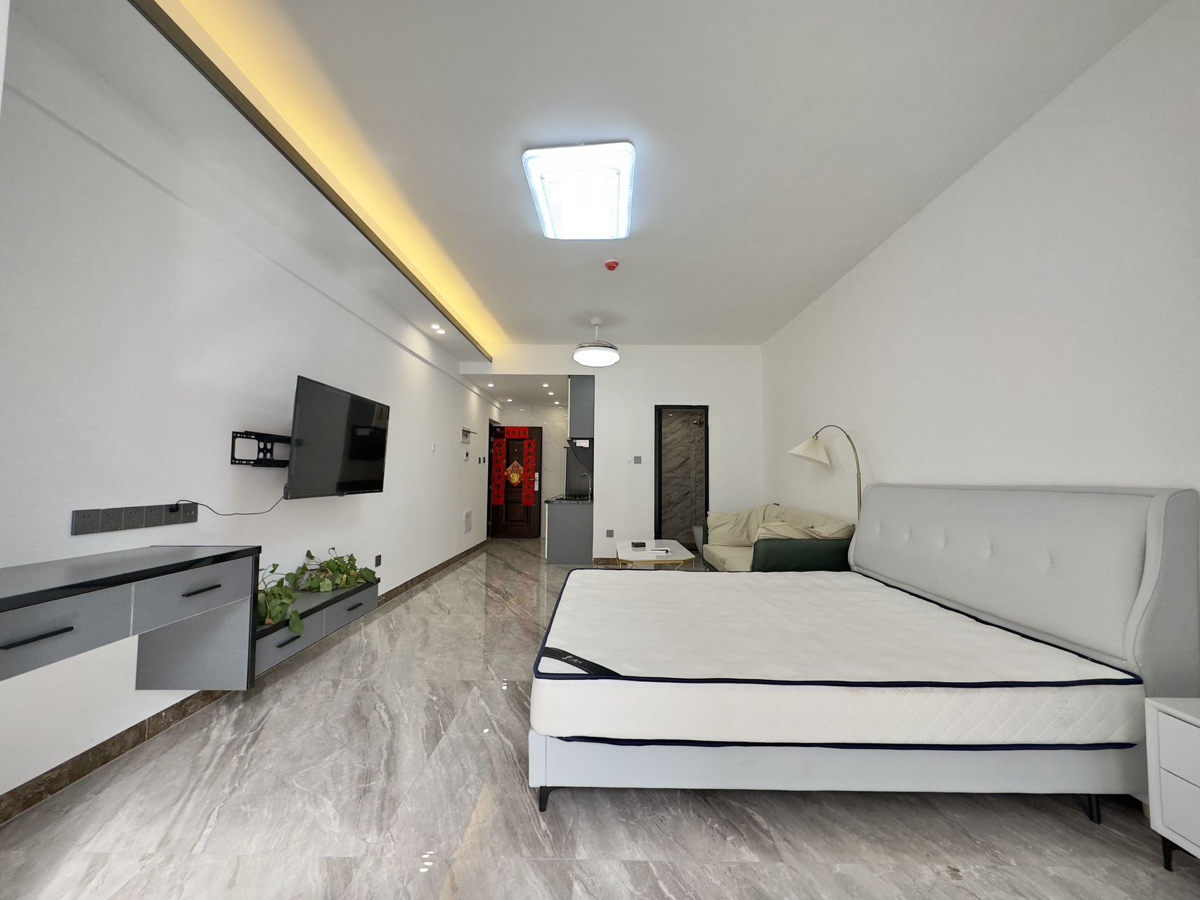 和谐家园（锦和广场）  1室0厅1卫    2200.0元/月室内图