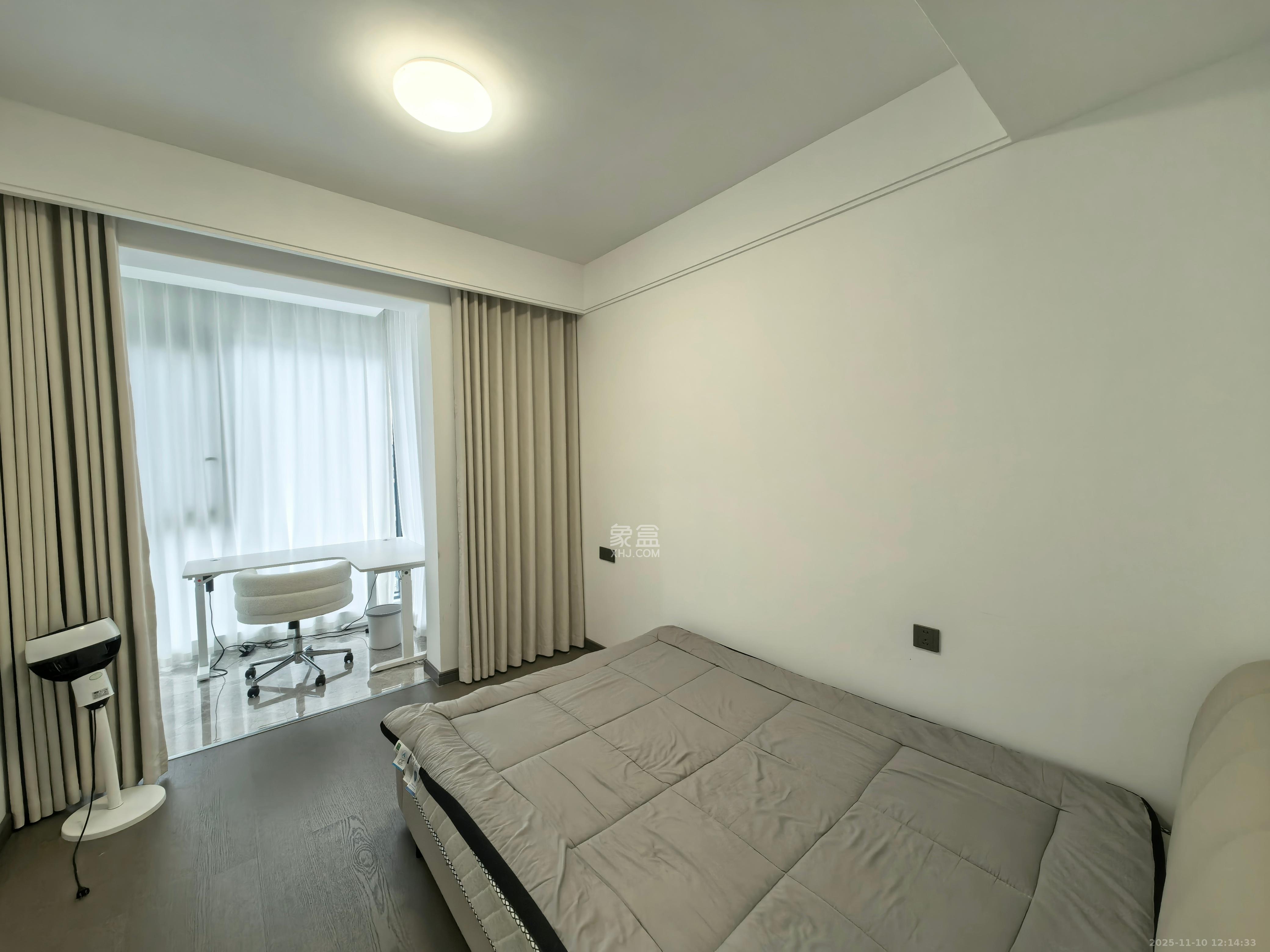 旭辉铂宸府 4室2厅2卫 4500.0元/月 旭辉铂宸府 4室2厅2卫 4500.0元/月室内图