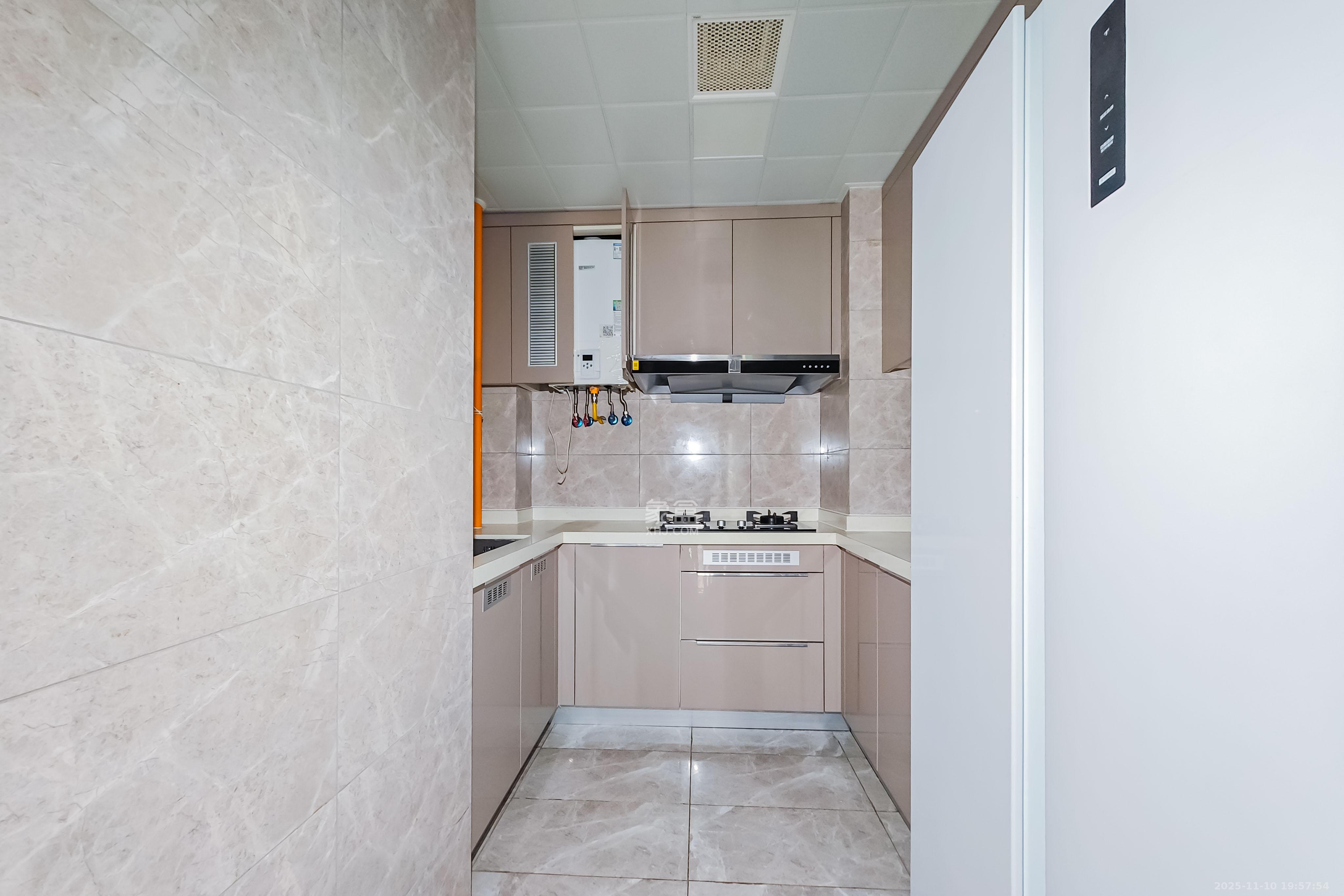 旭辉雨花郡  3室2厅2卫    153.0万其他