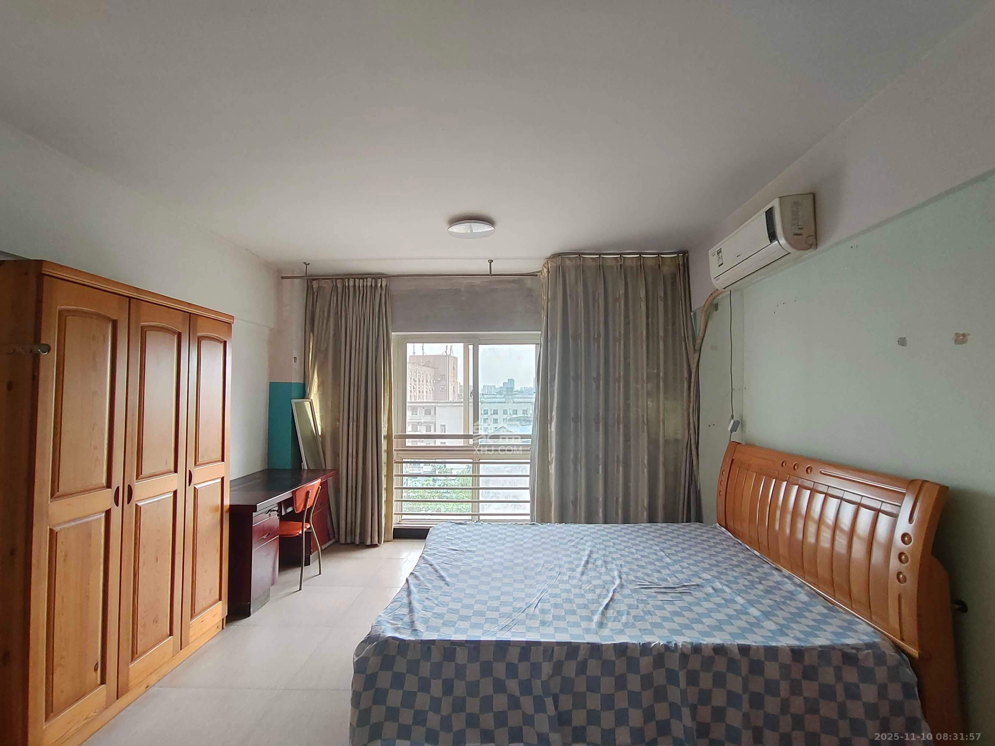 东方公寓  1室1厅1卫    1350.0元/月室内图