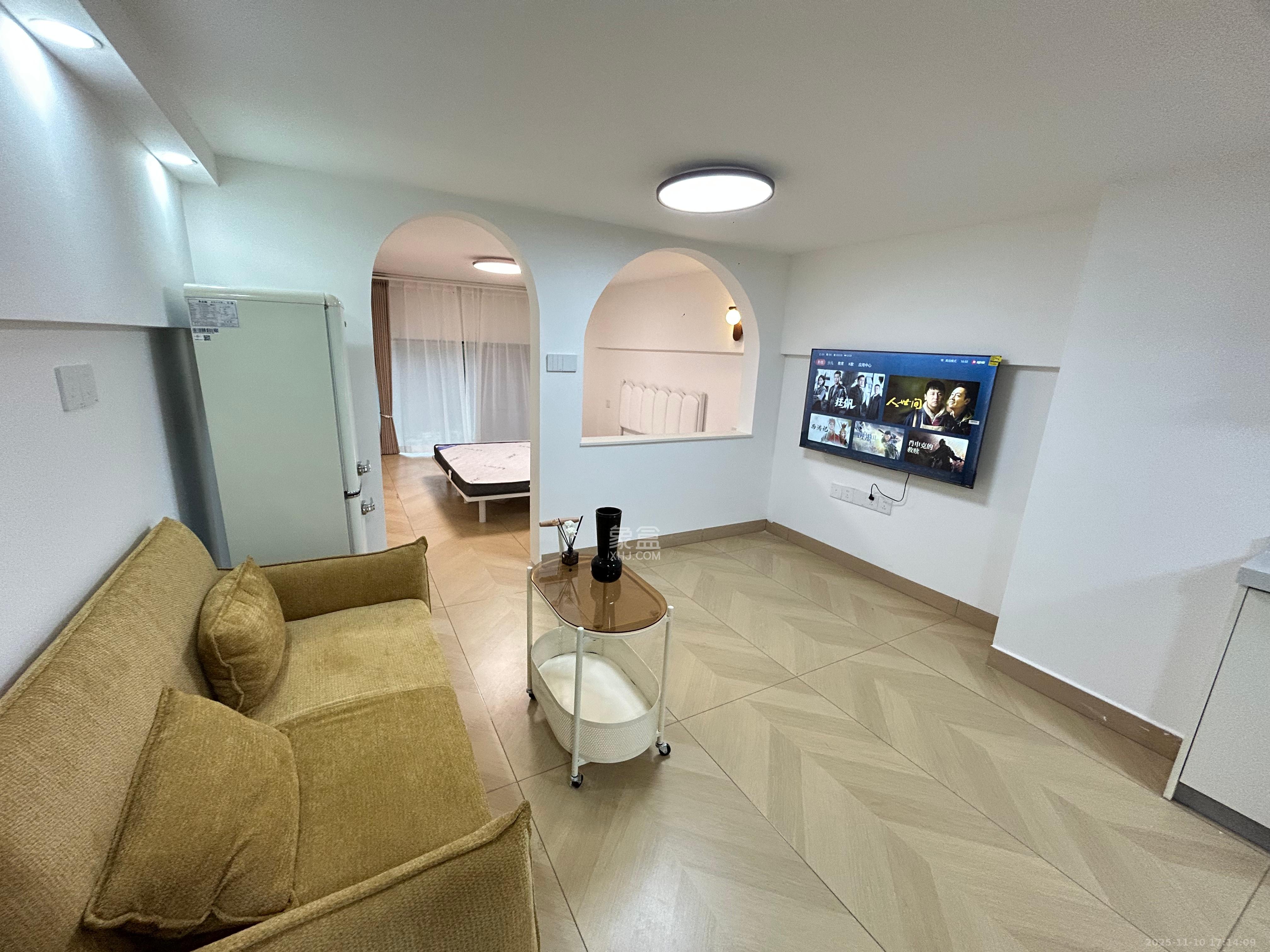 梅溪悦章  1室1厅1卫    1600.0元/月室内图