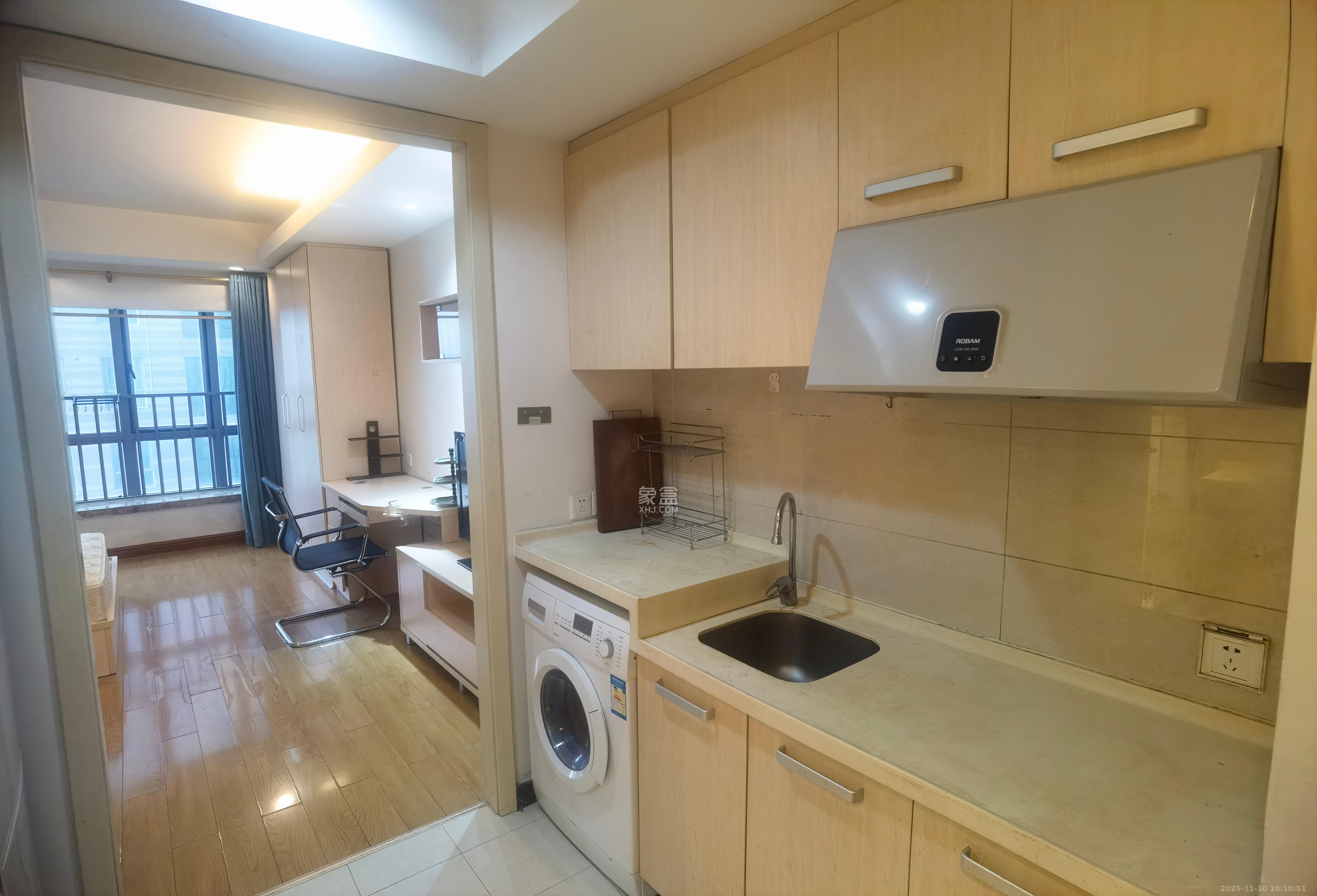 融科檀香山（融科紫檀、香山国际）  1室1厅1卫    1700.0元/月室内图